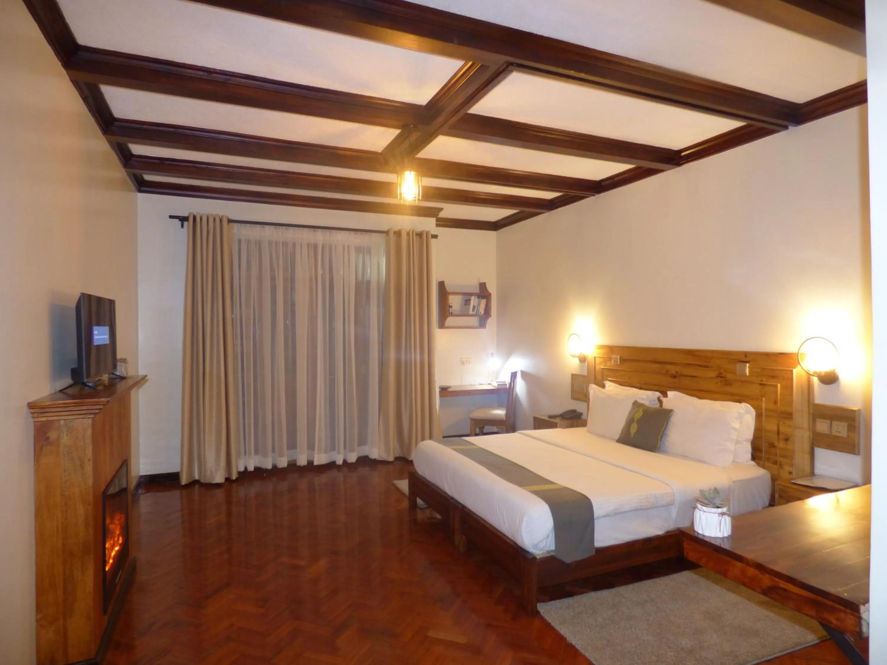 Bedroom, Bed in Le Pristine Wellness and Healing Hotel