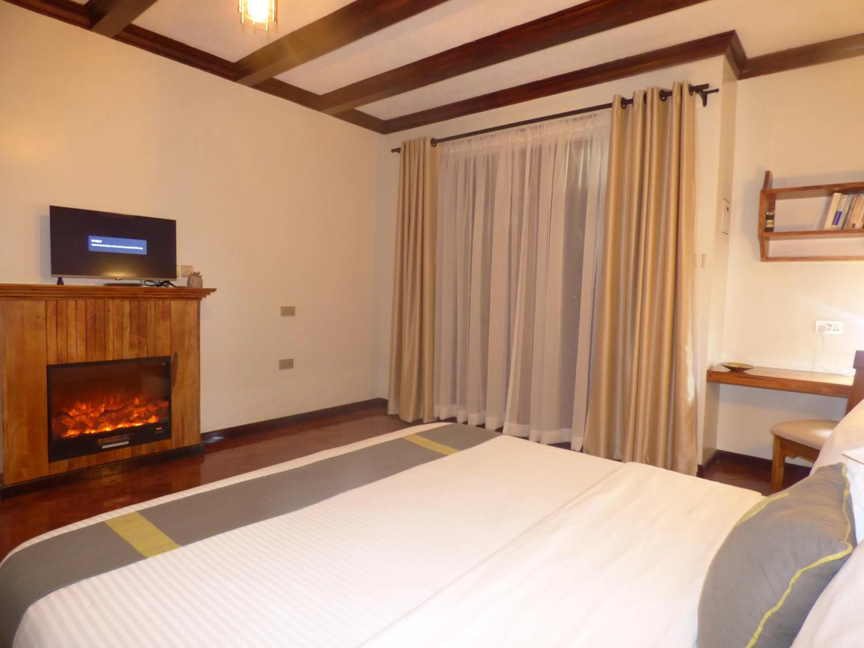 Bed in Le Pristine Wellness and Healing Hotel