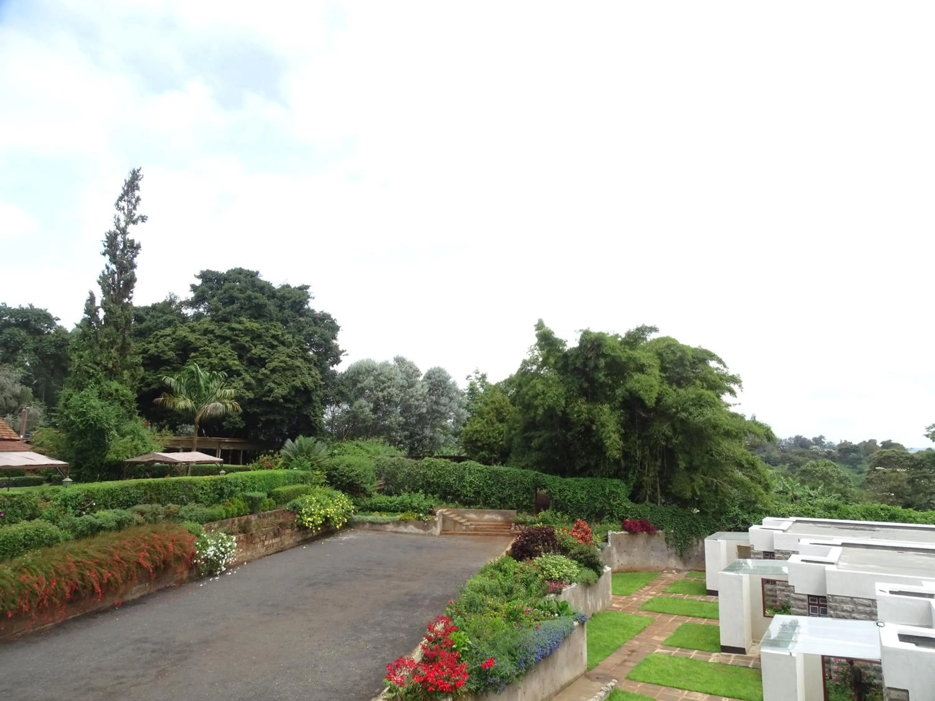 Property building in Le Pristine Wellness and Healing Hotel