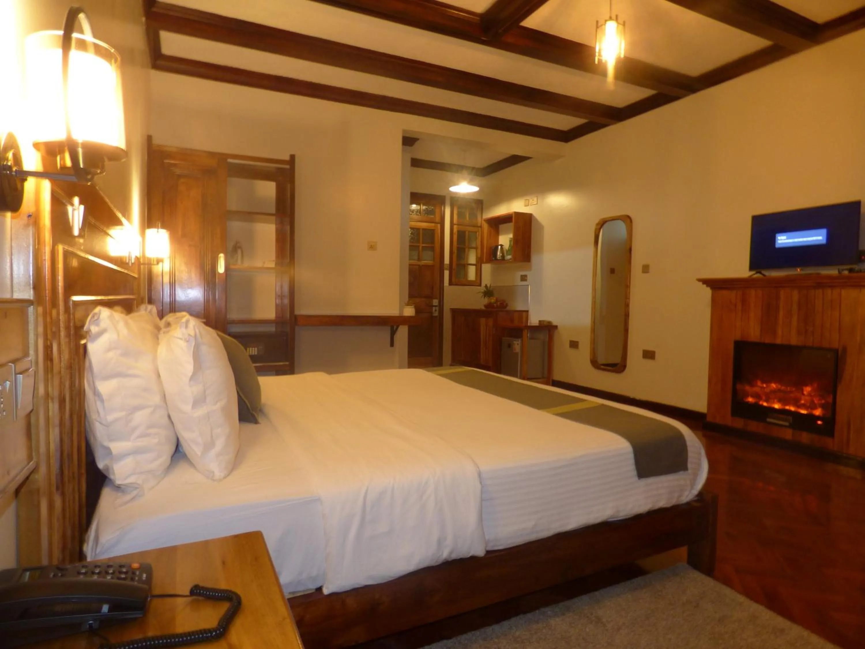 Bed in Le Pristine Wellness and Healing Hotel