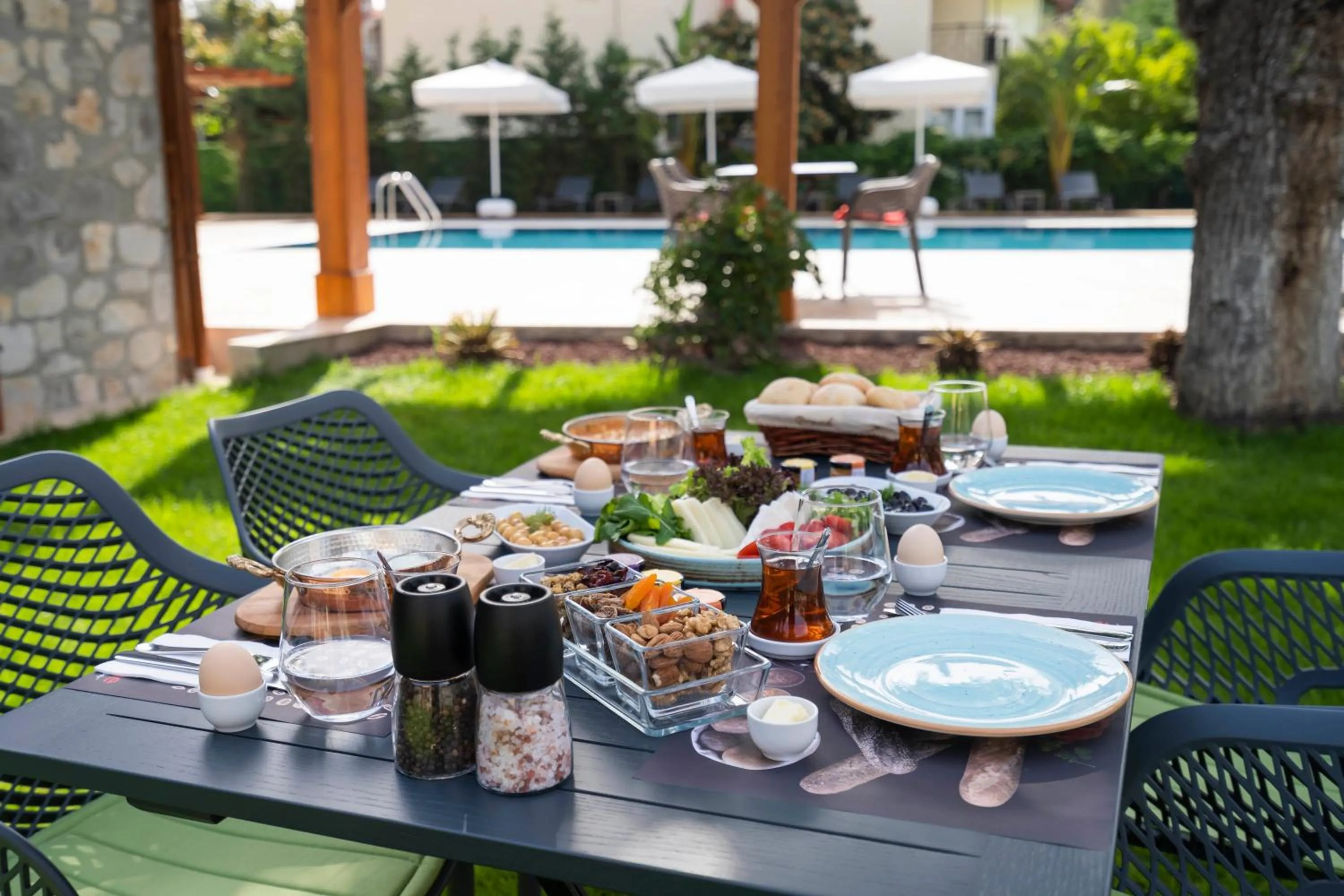 Restaurant/places to eat in WEST HOUSE EXCLUSIVE HOTEL