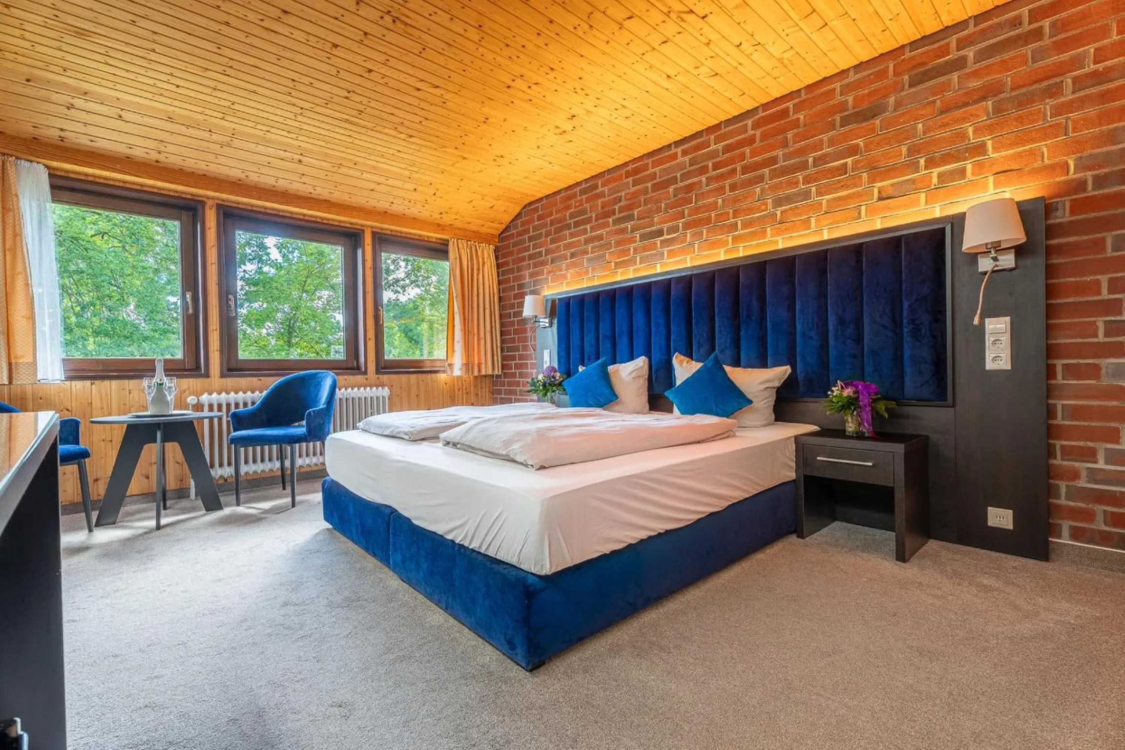 Photo of the whole room, Bed in Hotel Zur Heidschnucke - Spa & Nature Resort