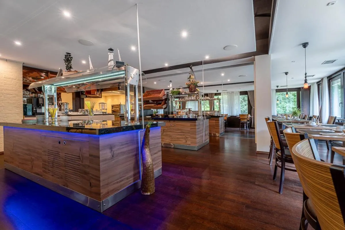 Buffet breakfast in Hotel Zur Heidschnucke - Spa & Nature Resort