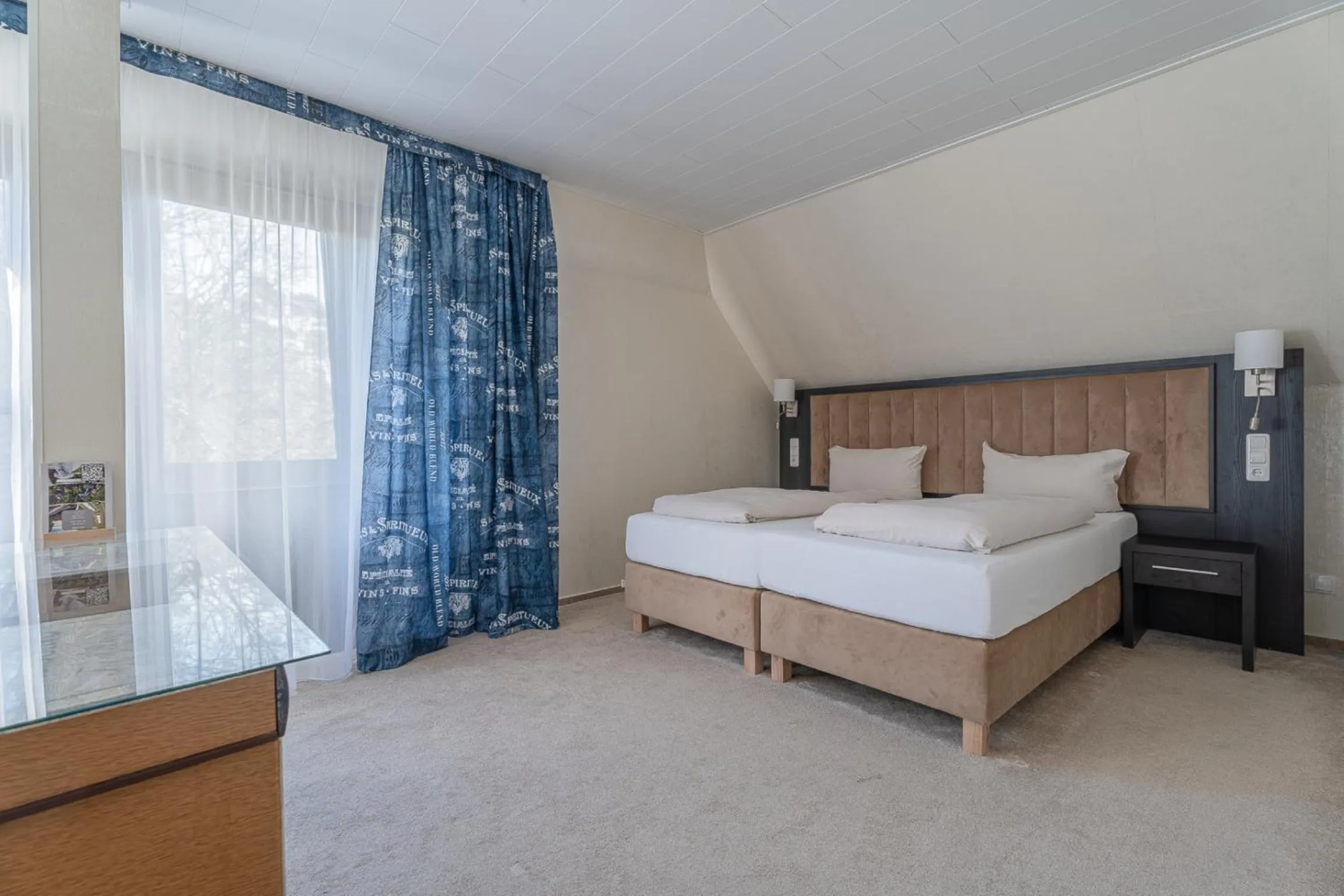 Photo of the whole room, Bed in Hotel Zur Heidschnucke - Spa & Nature Resort