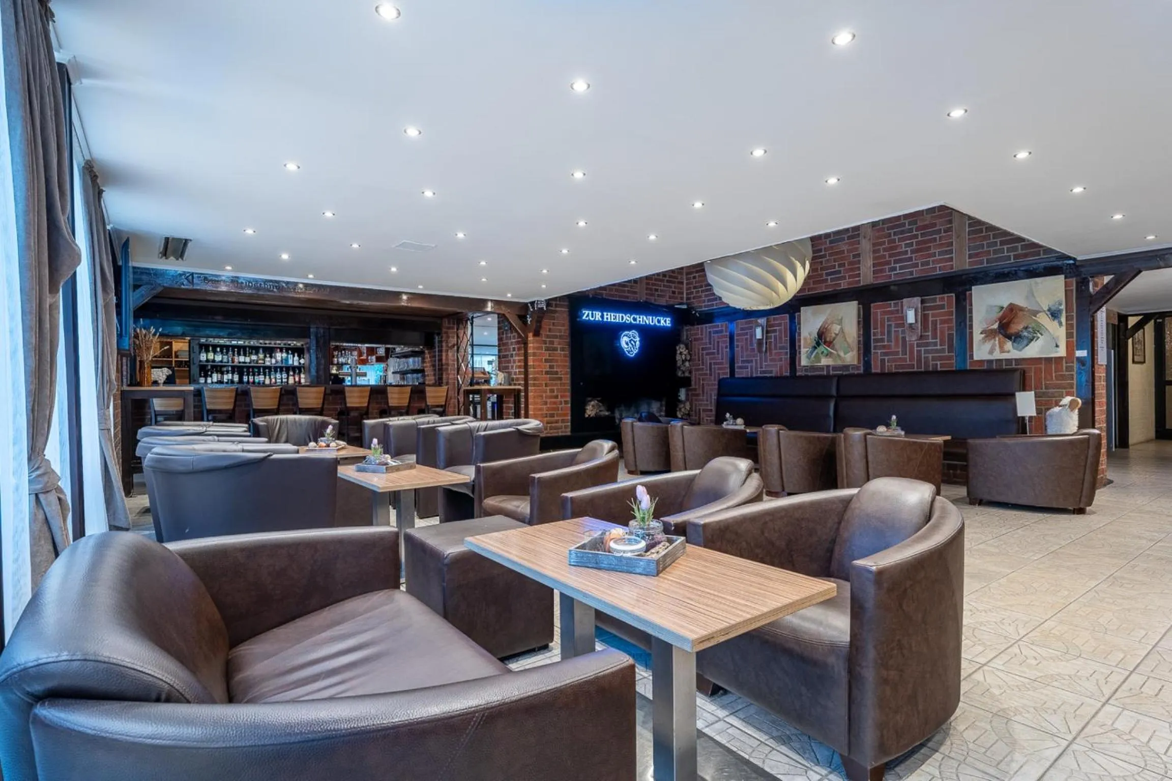 Lounge or bar in Hotel Zur Heidschnucke - Spa & Nature Resort