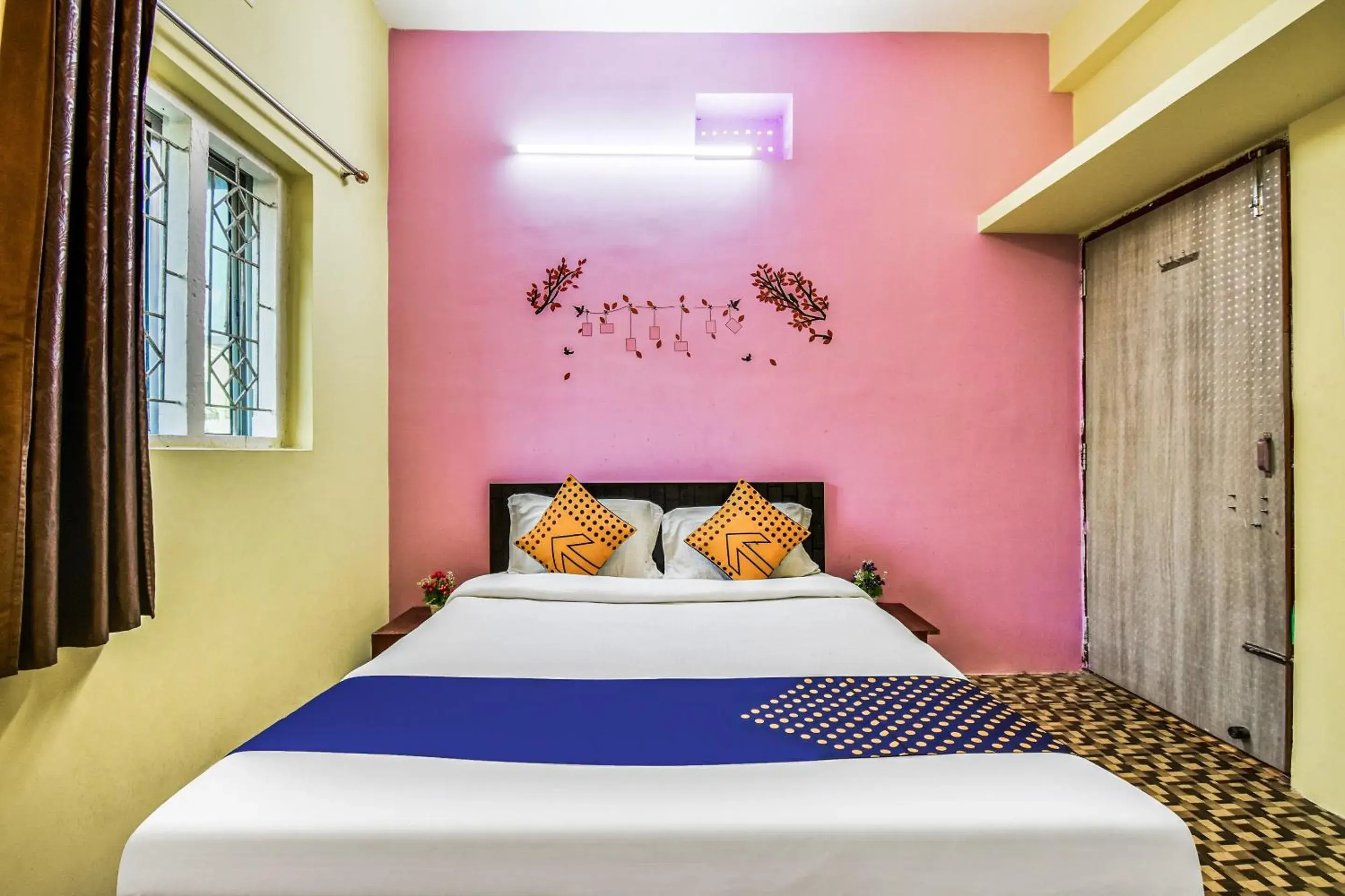 Bedroom, Bed in SPOT ON M R Plaza Bedroom, Bed in SPOT ON M R Plaza