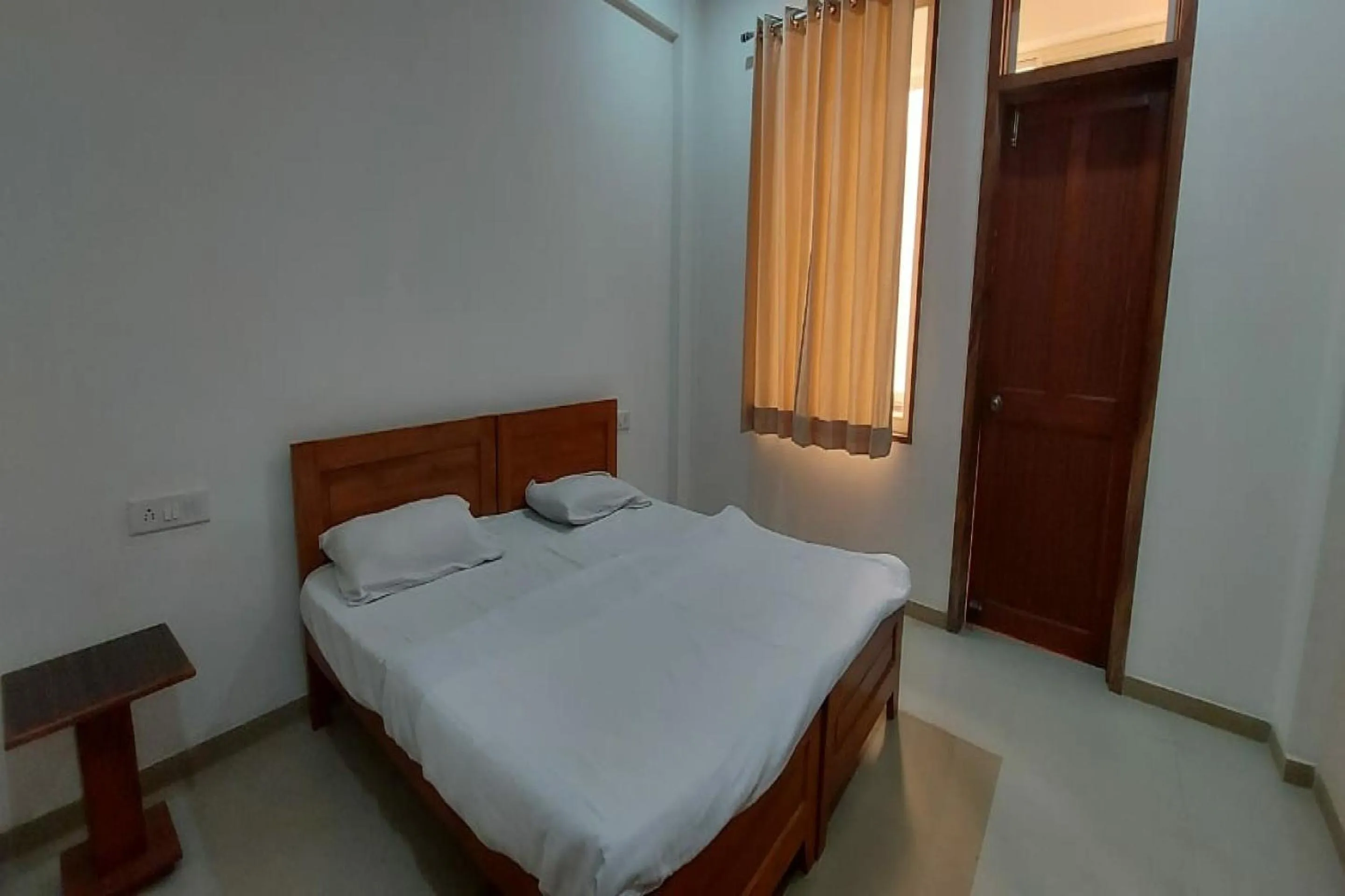 Bedroom, Bed in SPOT ON by OYO Shyam Dharamshala