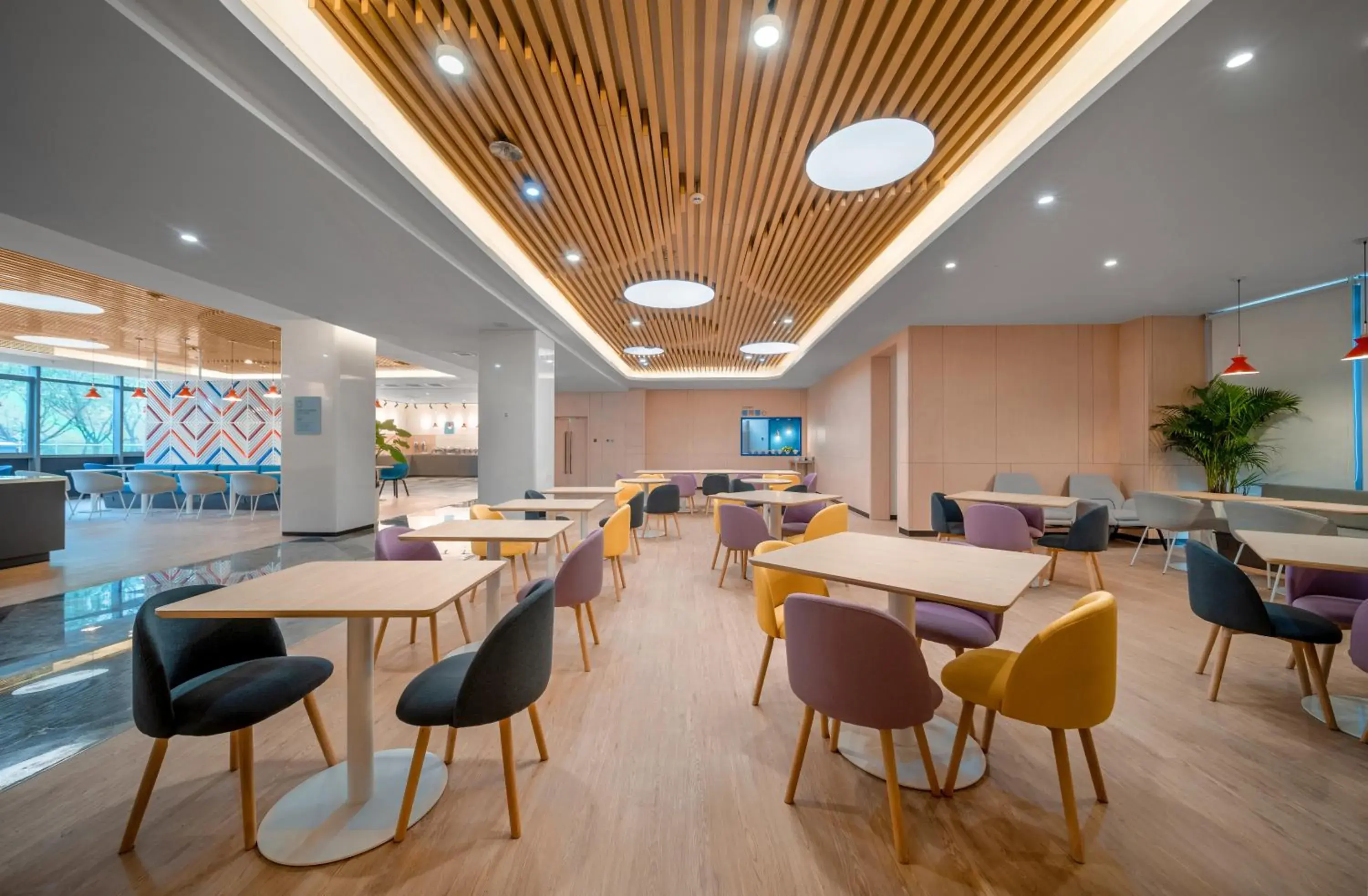 Restaurant/places to eat in Holiday Inn Express Nanjing Happy Valley by IHG Restaurant/places to eat in Holiday Inn Express Nanjing Happy Valley by IHG