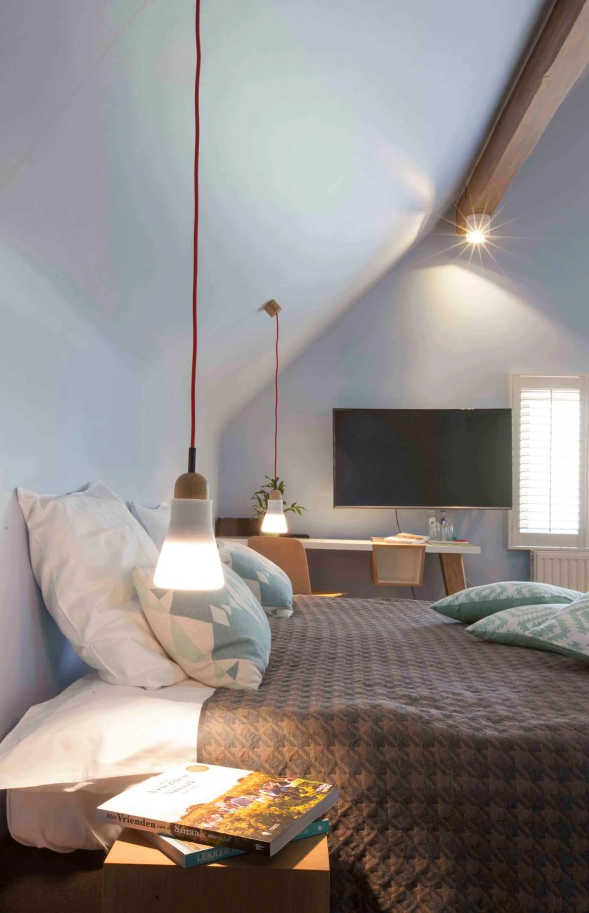 Bed in Hotel Restaurant Vous lé Vous