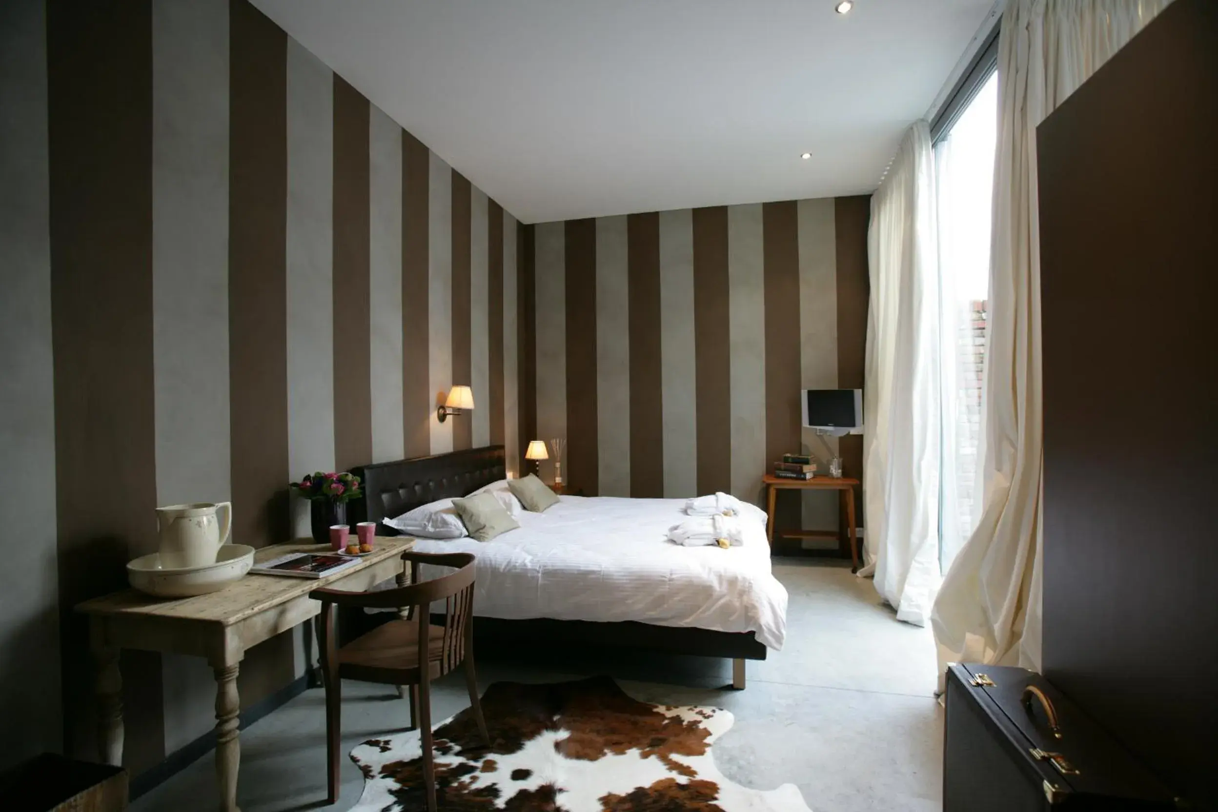 Double Room with Bath and Terrace in Hotel Restaurant Vous lé Vous Double Room with Bath and Terrace in Hotel Restaurant Vous lé Vous