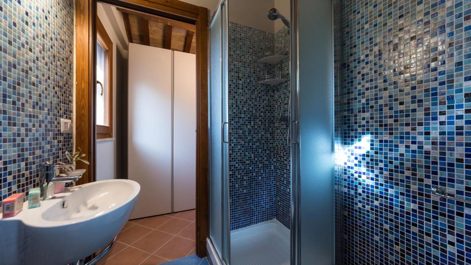 Bathroom in Borgo Da Monte 8, Emma Villas