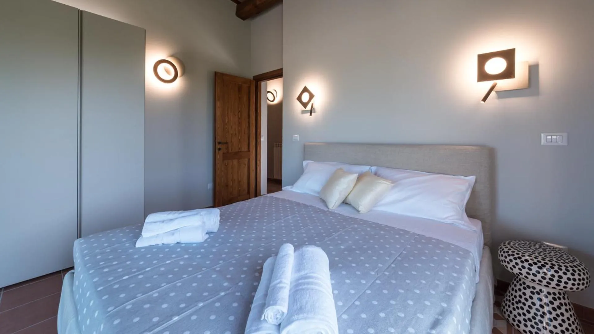 Other, Bed in Borgo Da Monte 8, Emma Villas