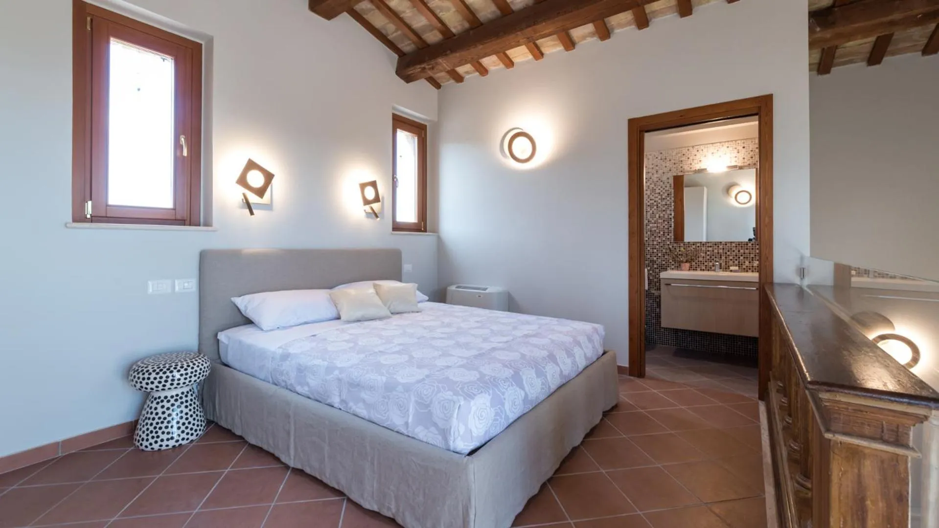 Other, Bed in Borgo Da Monte 8, Emma Villas
