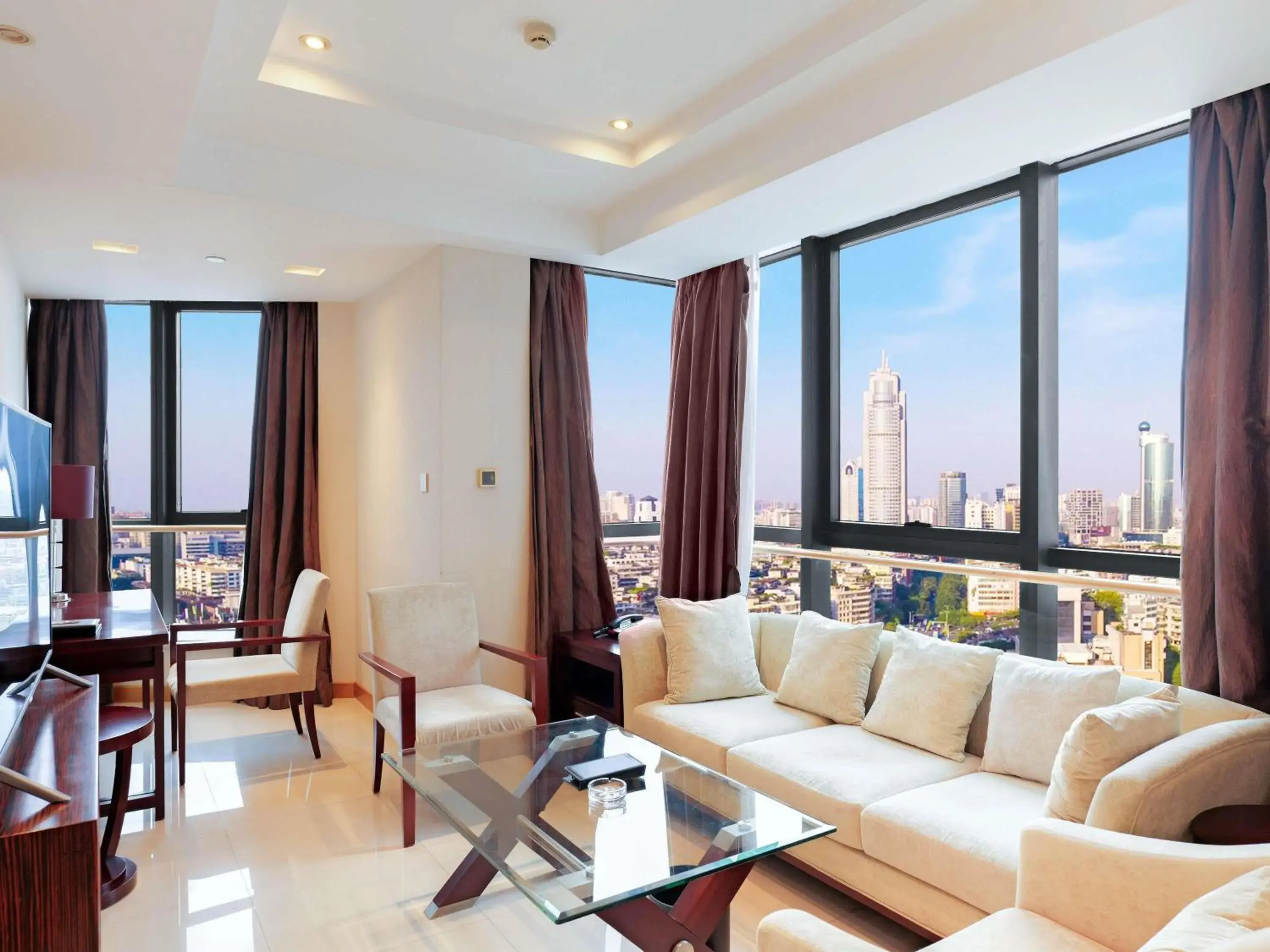 Bedroom in Swissotel Foshan, Guangdong Bedroom in Swissotel Foshan, Guangdong