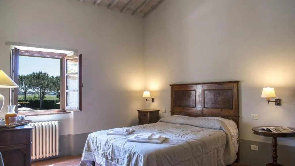 Le Caselle 26, Emma Villas