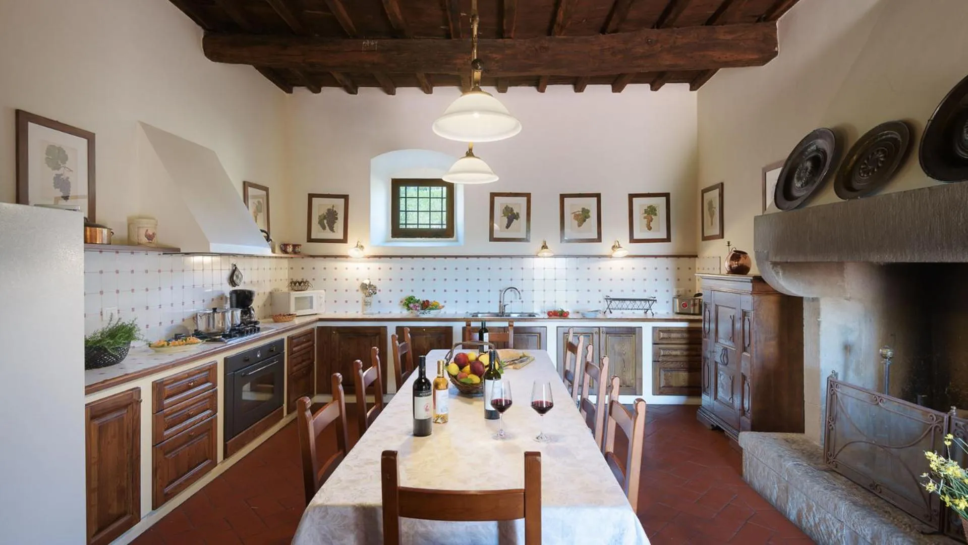 Kitchen or kitchenette in Marangole 12, Emma Villas