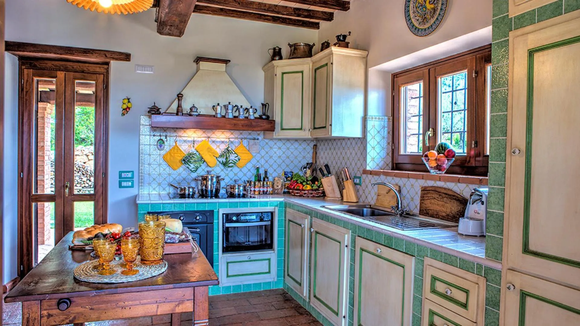 Kitchen or kitchenette in Villa Bella 8, Emma Villas