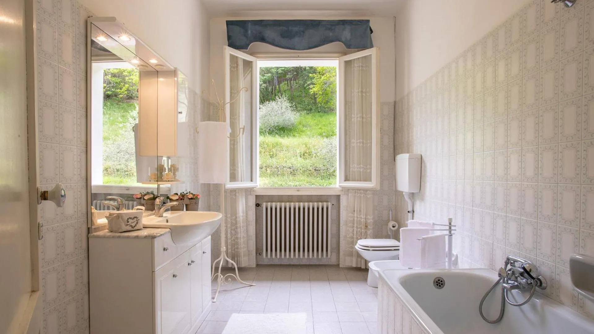 LA VILLA DINA 10, Emma Villas