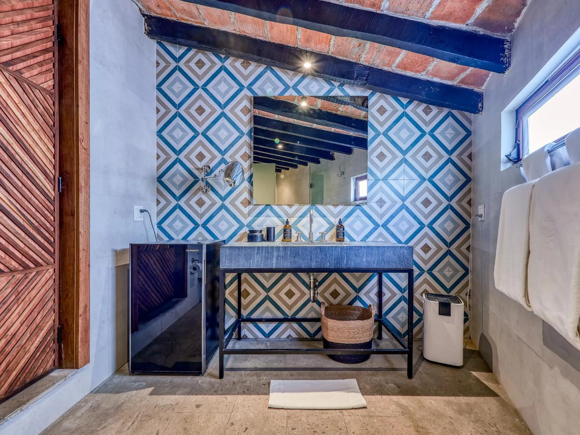 Bathroom in Maxwell Residences at Indah