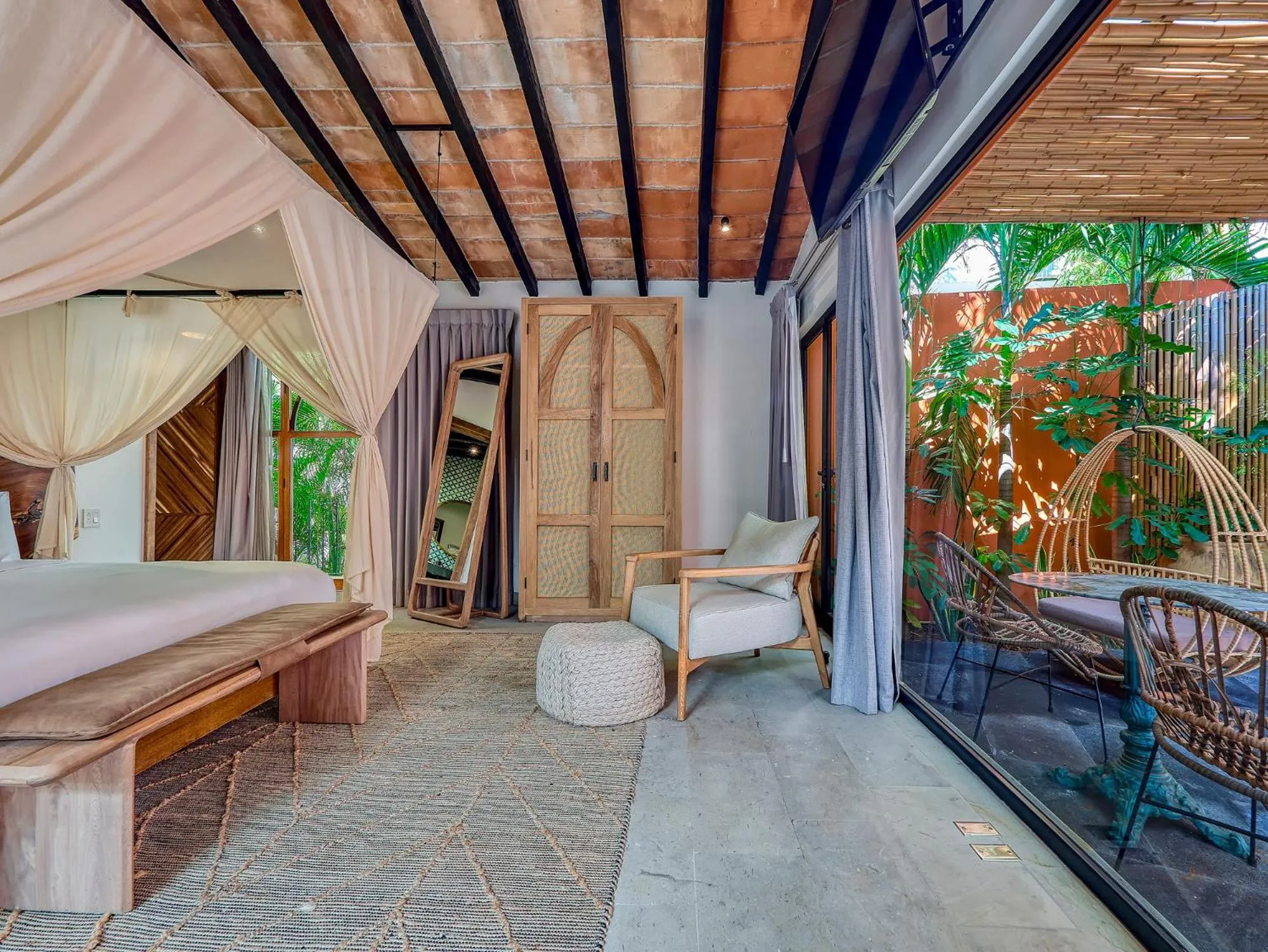 Patio, Bed in Maxwell Residences at Indah