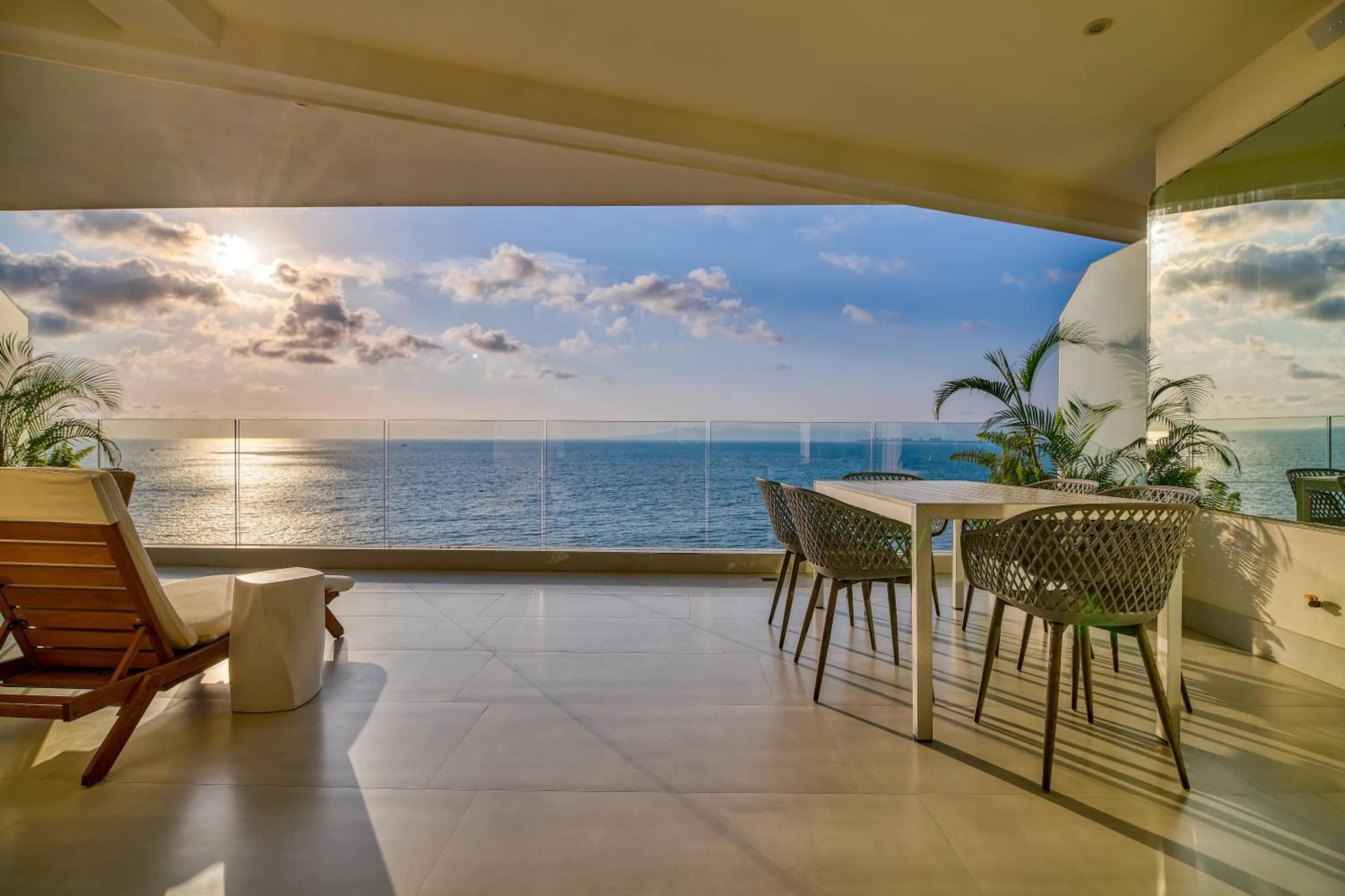 Balcony/Terrace in Maxwell Residences at Indah