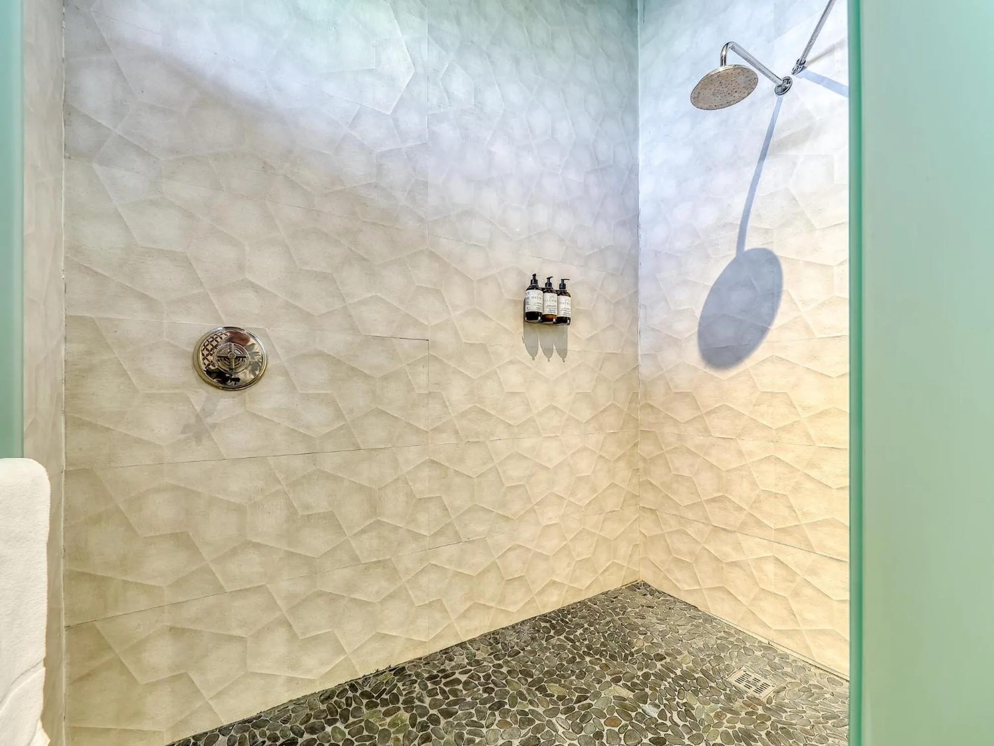 Bathroom in Maxwell Residences at Indah