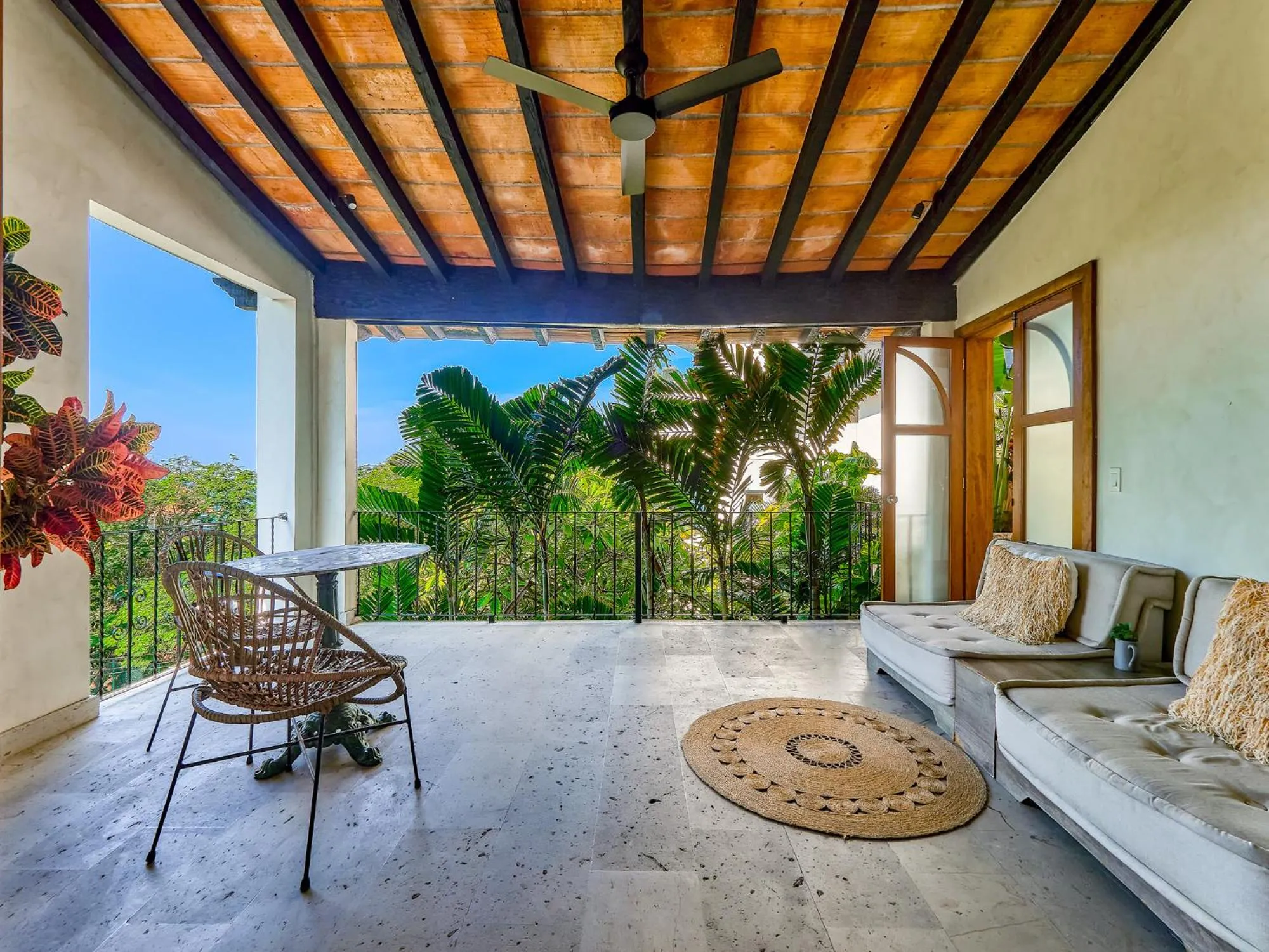 Balcony/Terrace in Maxwell Residences at Indah