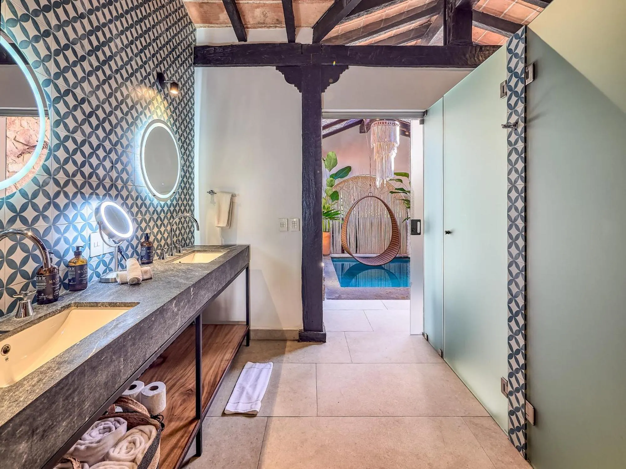 Bathroom in Maxwell Residences at Indah