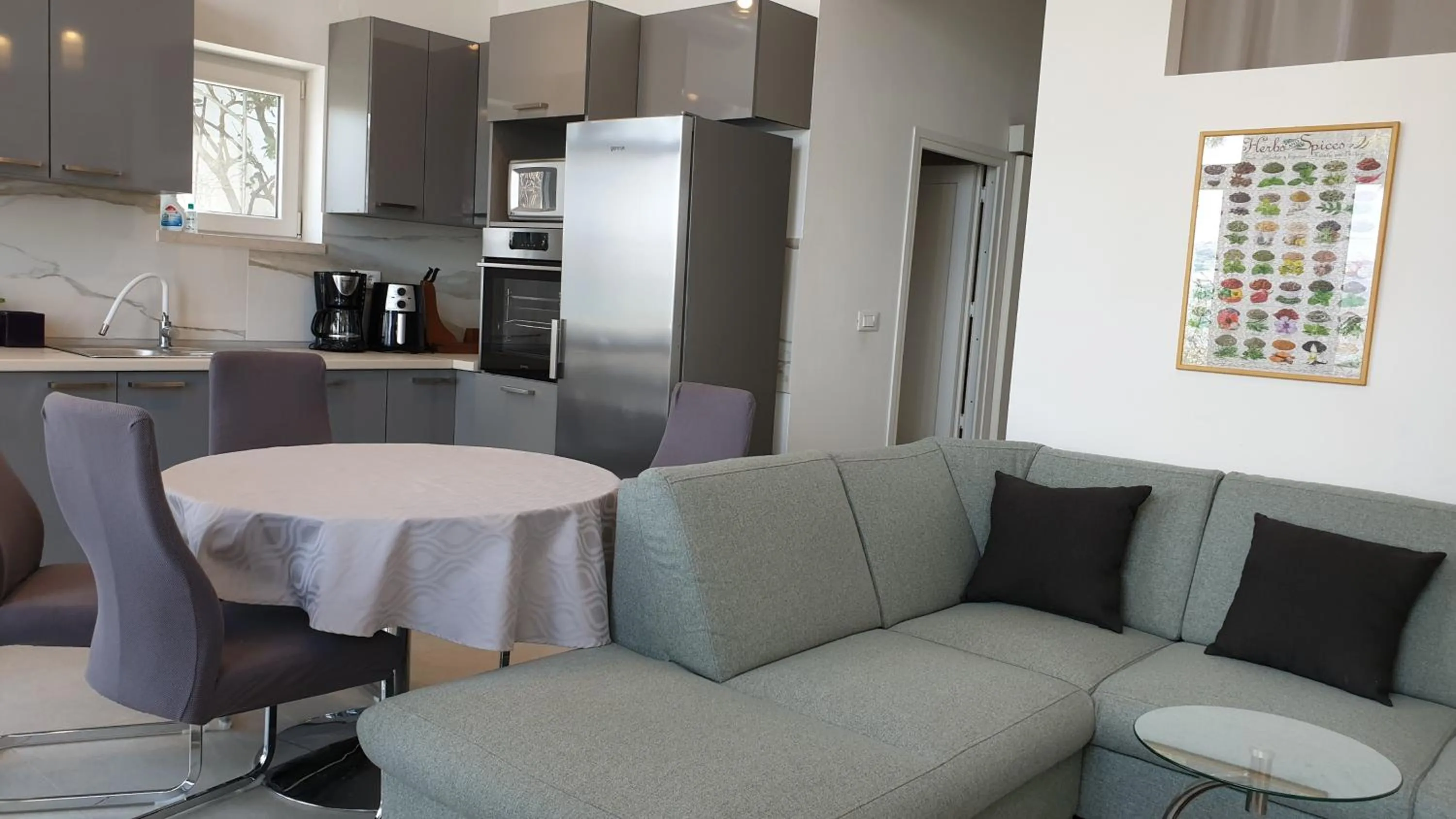 Kitchen or kitchenette in Villa Wind Apartments