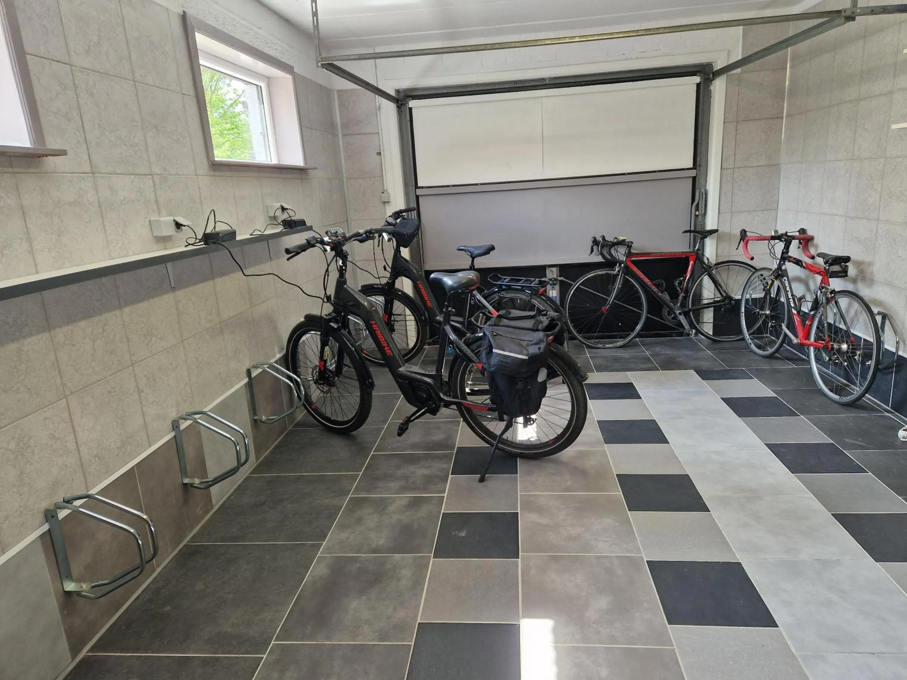 Cycling in B&B De Kroonhoeve