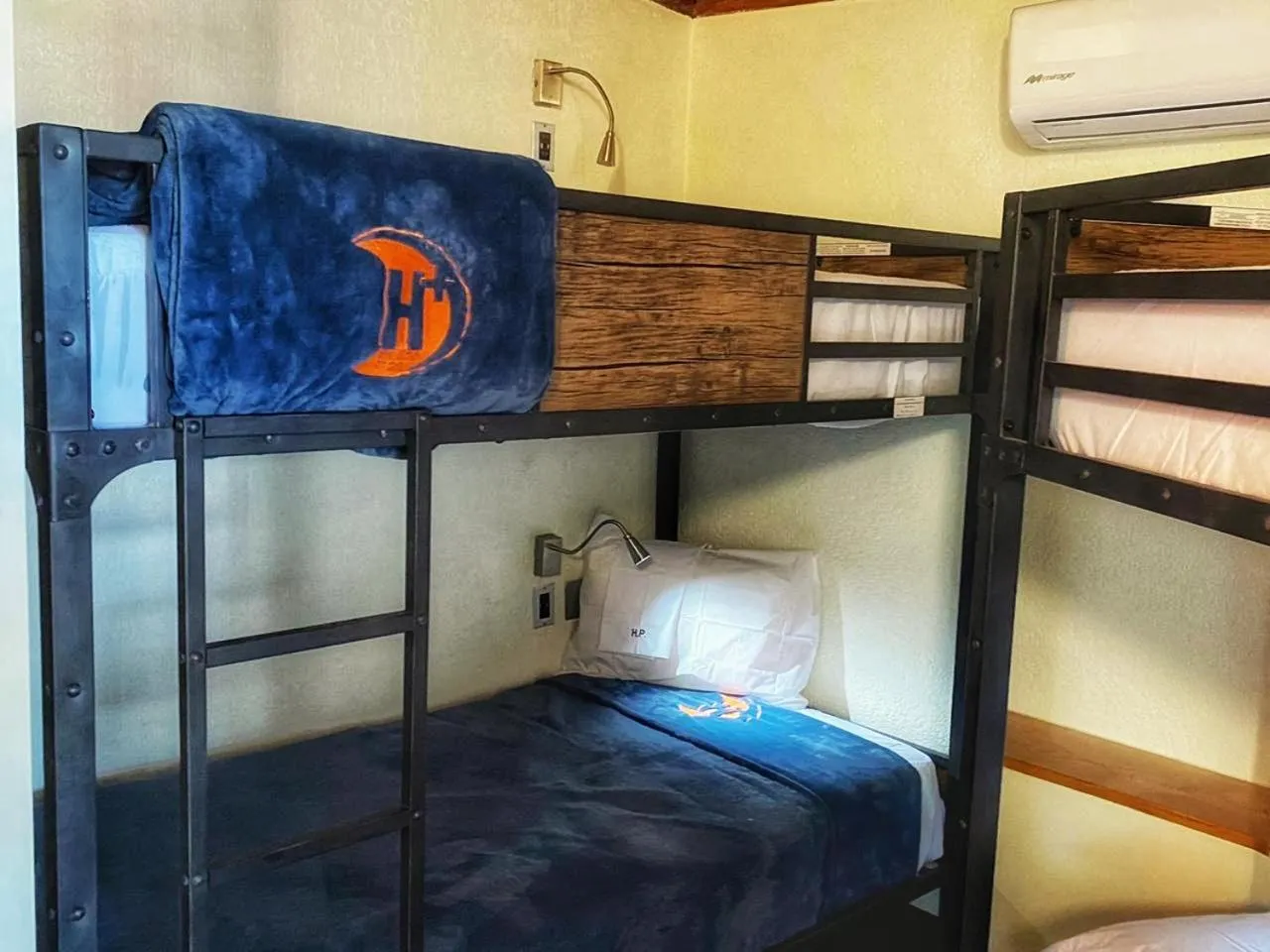 Bed in Paris Hostel