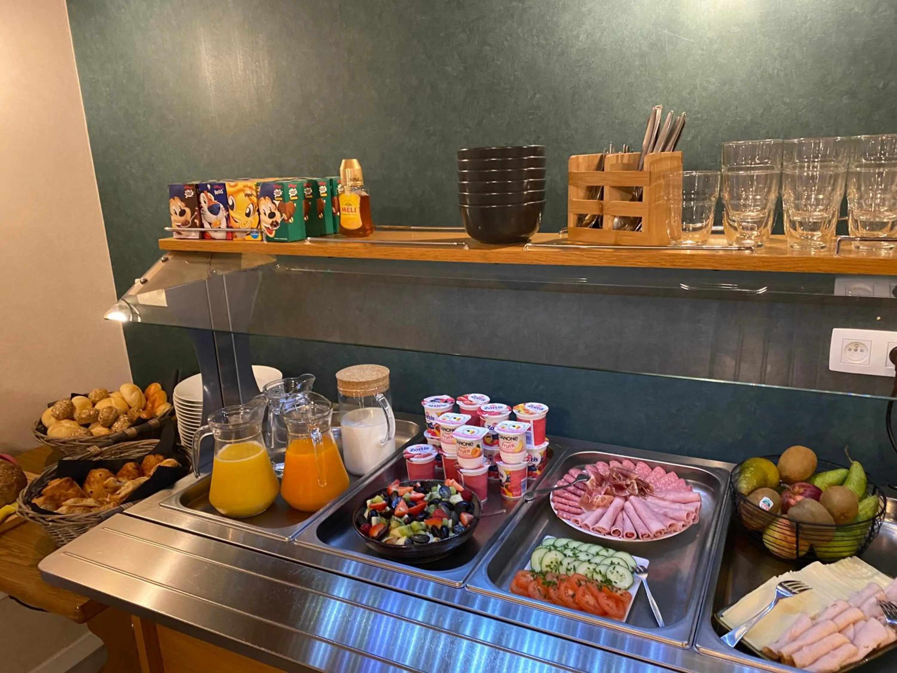 Breakfast in Hotel Monika