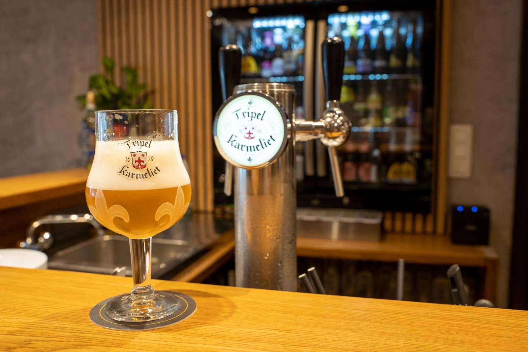 Restaurant/places to eat in Hotel Monika