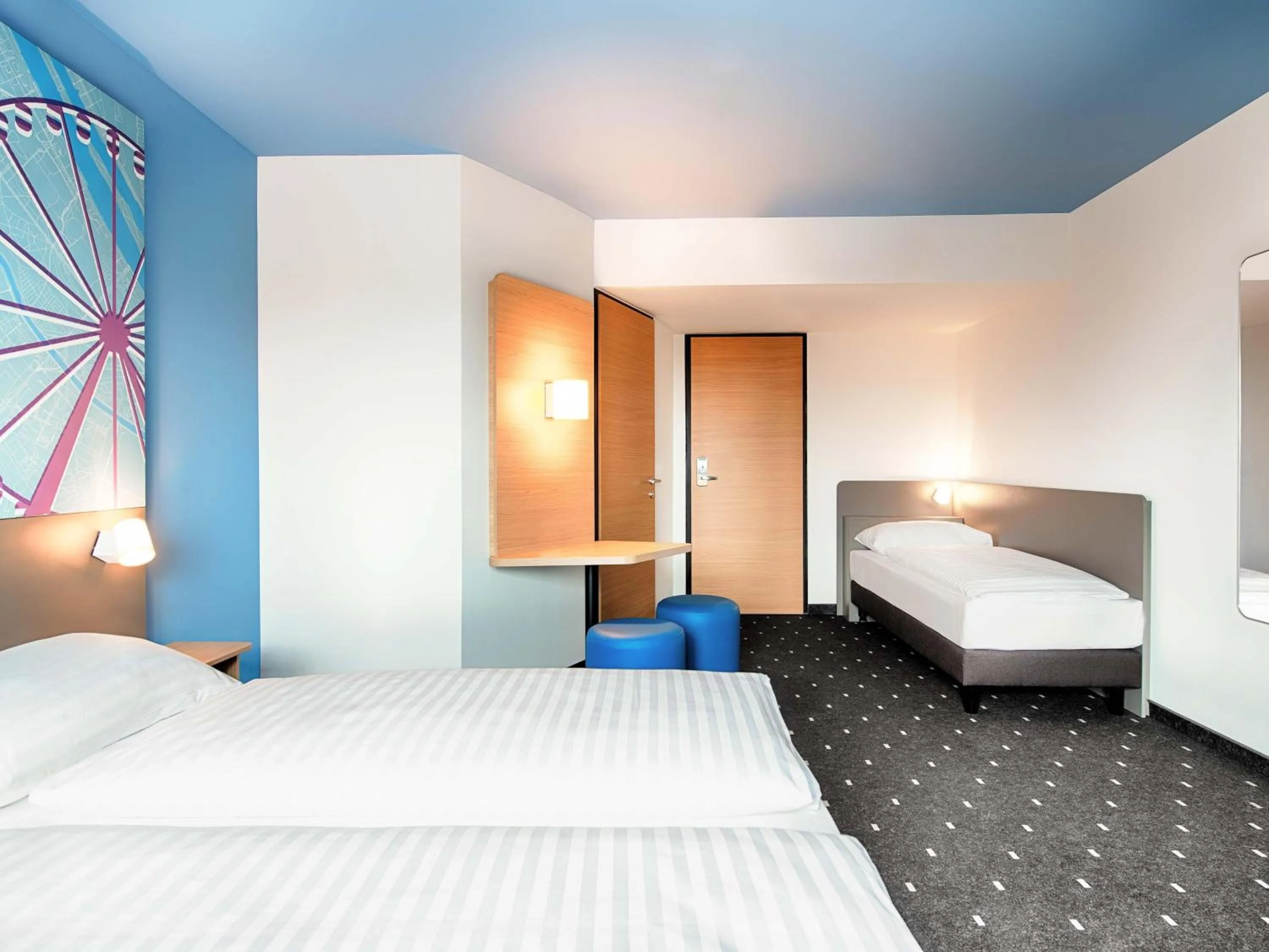 Photo of the whole room, Bed in B&B Hotel Wien-Meidling