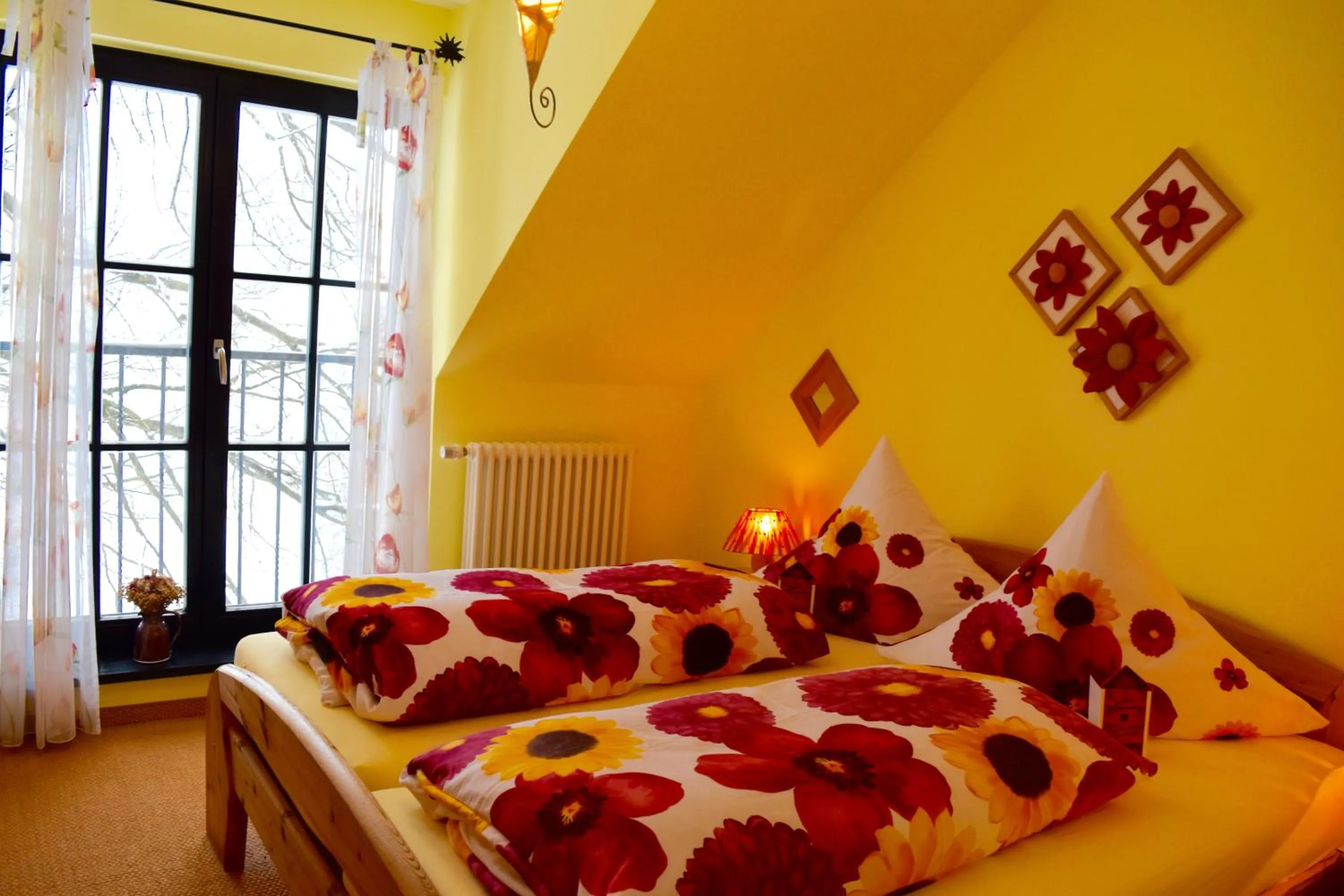 Decorative detail, Bed in Gastinger Hotel-Restaurant