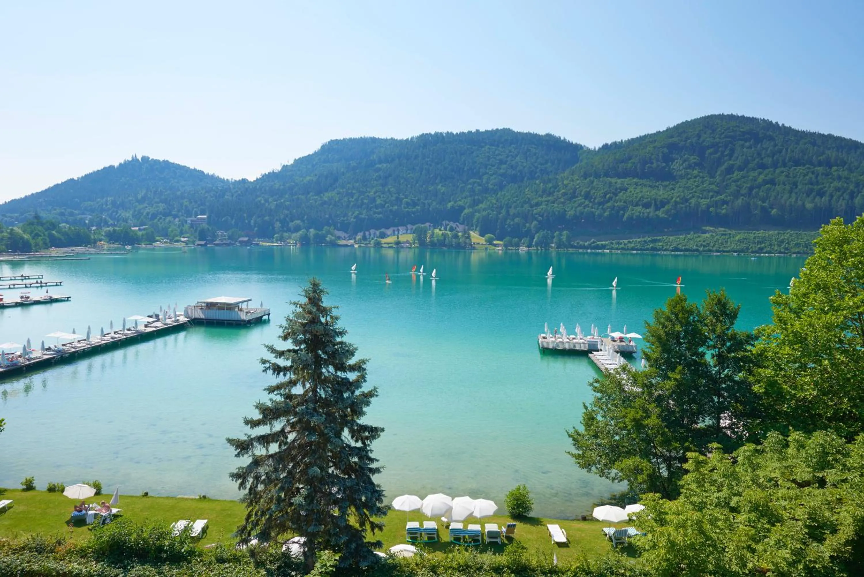 Lake view in Amerika-Holzer Hotel & Resort