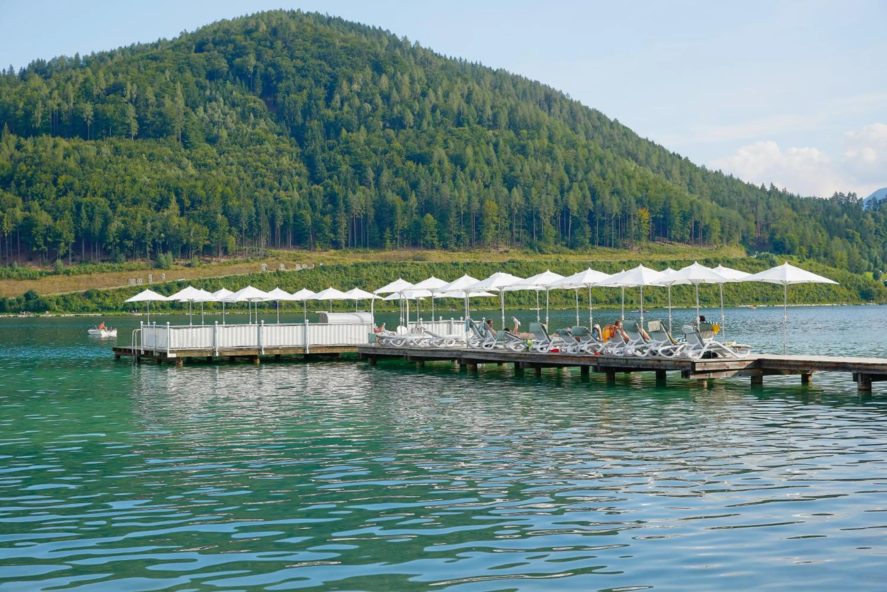 Facade/entrance in Amerika-Holzer Hotel & Resort