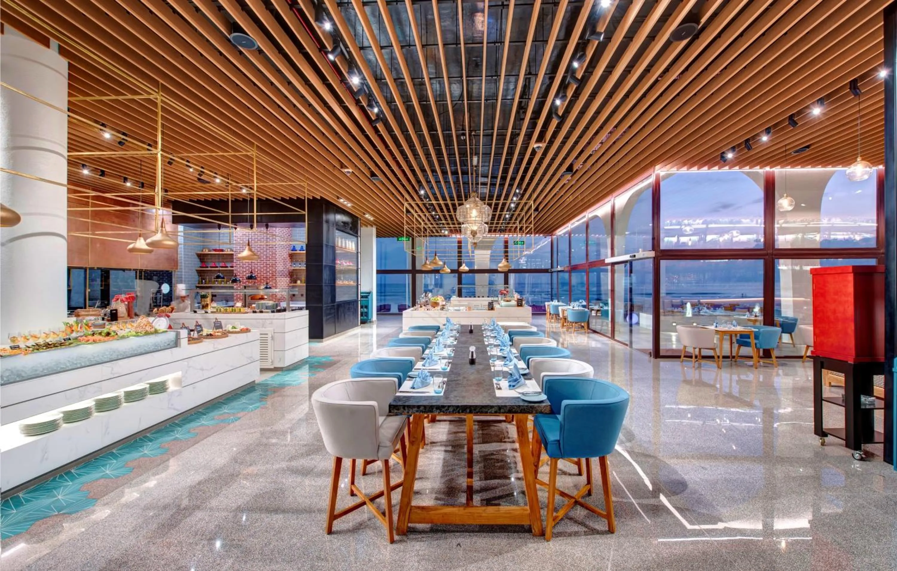 Restaurant/places to eat in Crowne Plaza Resort Salalah by IHG