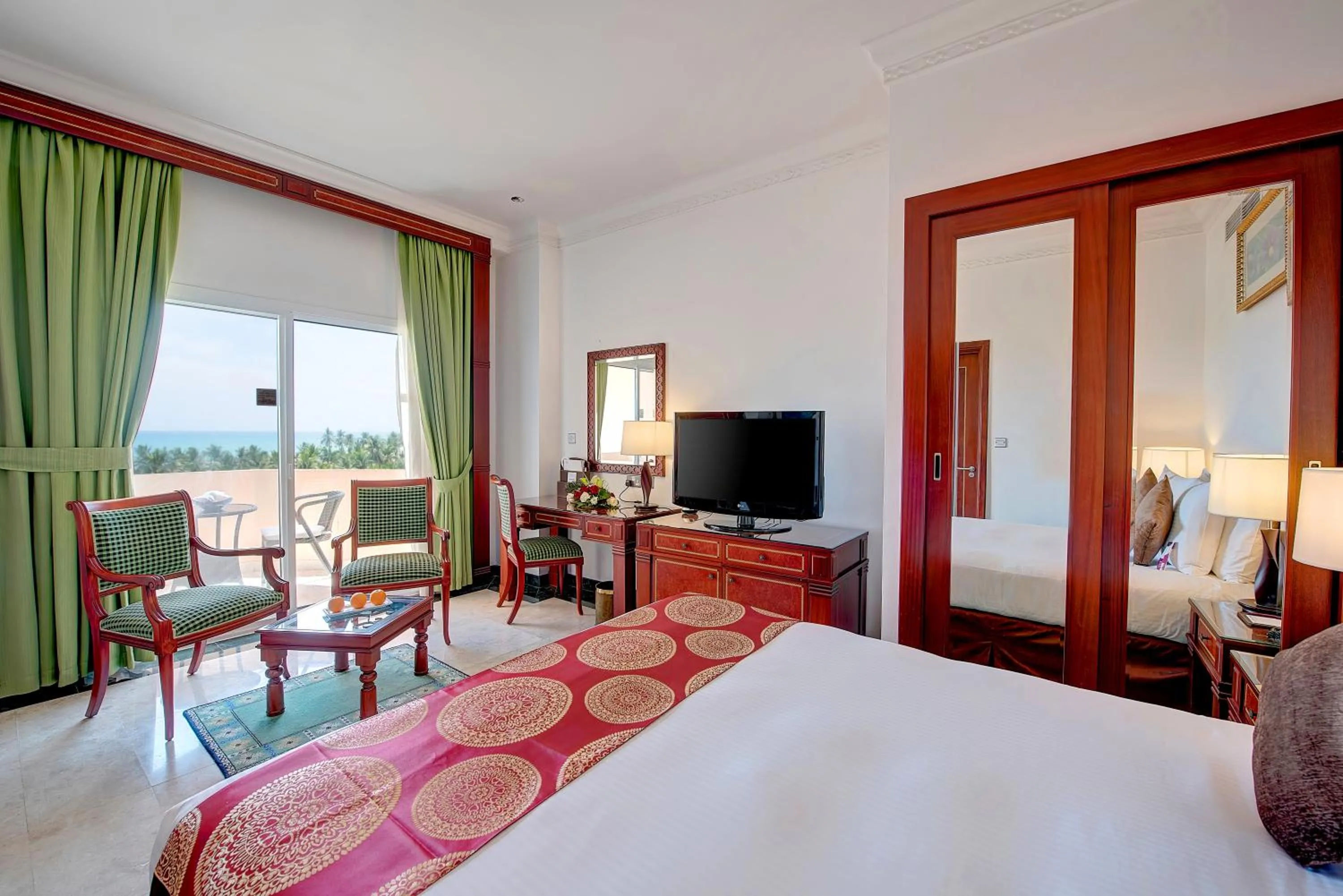 Photo of the whole room, Bed in Crowne Plaza Resort Salalah by IHG