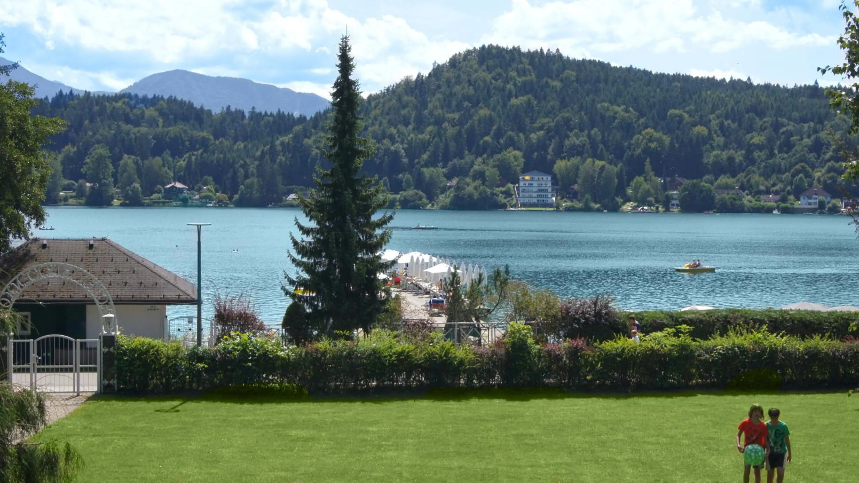 Facade/entrance in Hotel Birkenhof am See