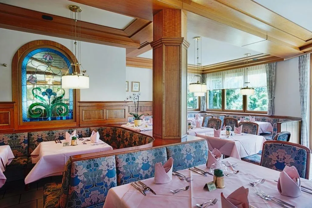 Restaurant/places to eat in Hotel Birkenhof am See