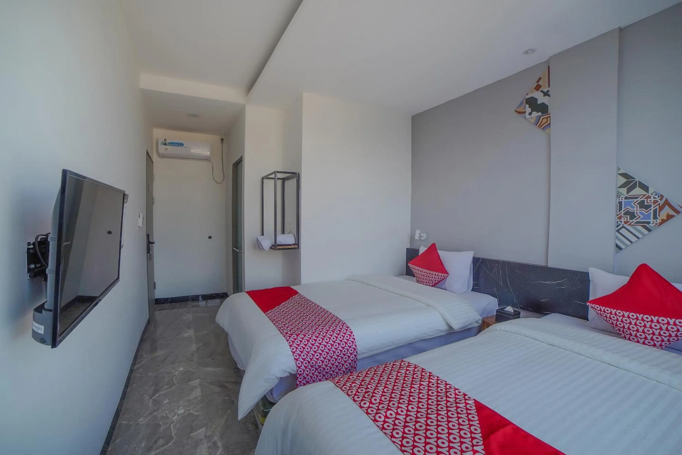 Bedroom, Bed in Capital O 90447 Kardopa Hotel Megapark