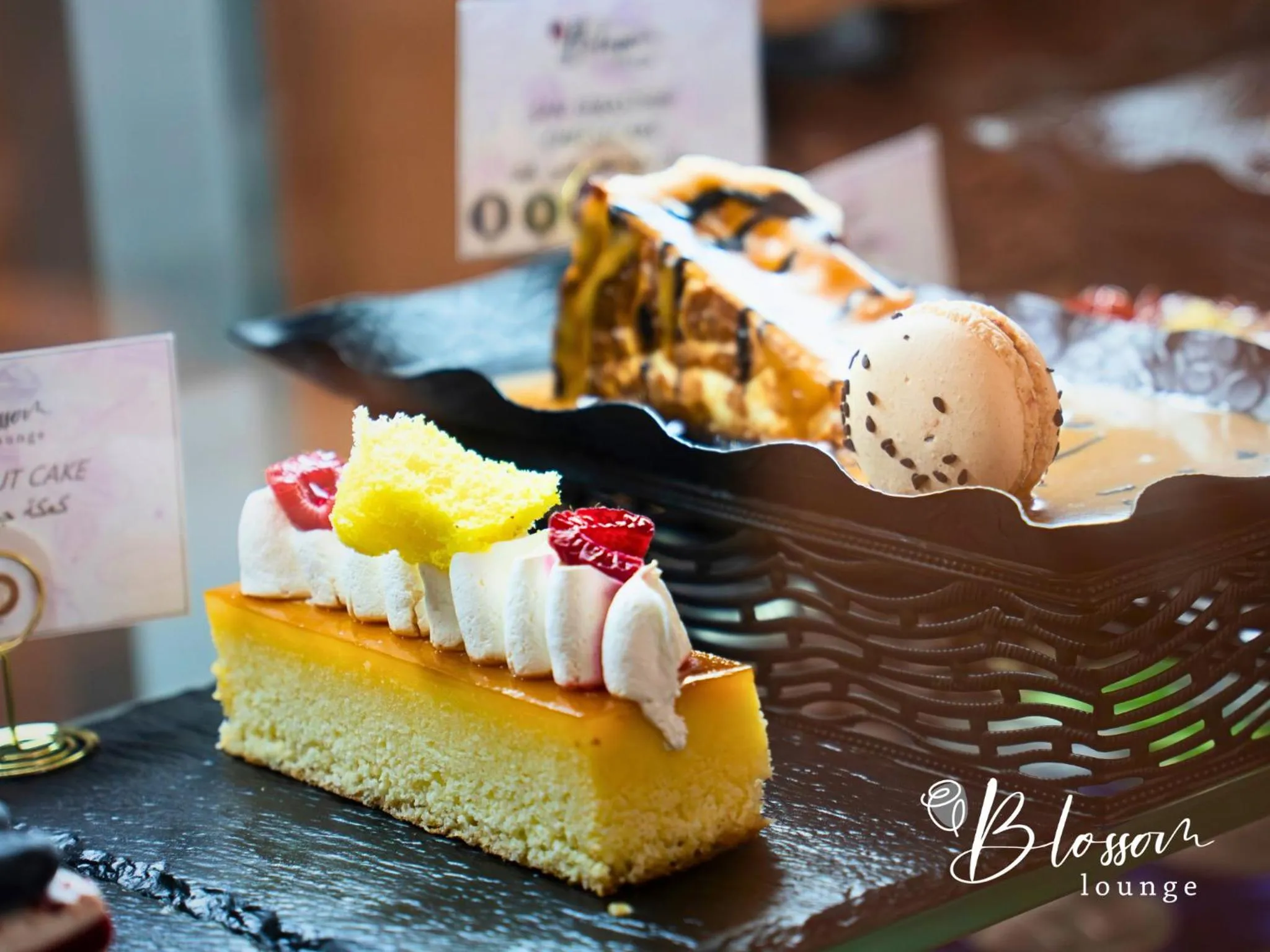 Restaurant/places to eat in Asma Hotel Al Barsha