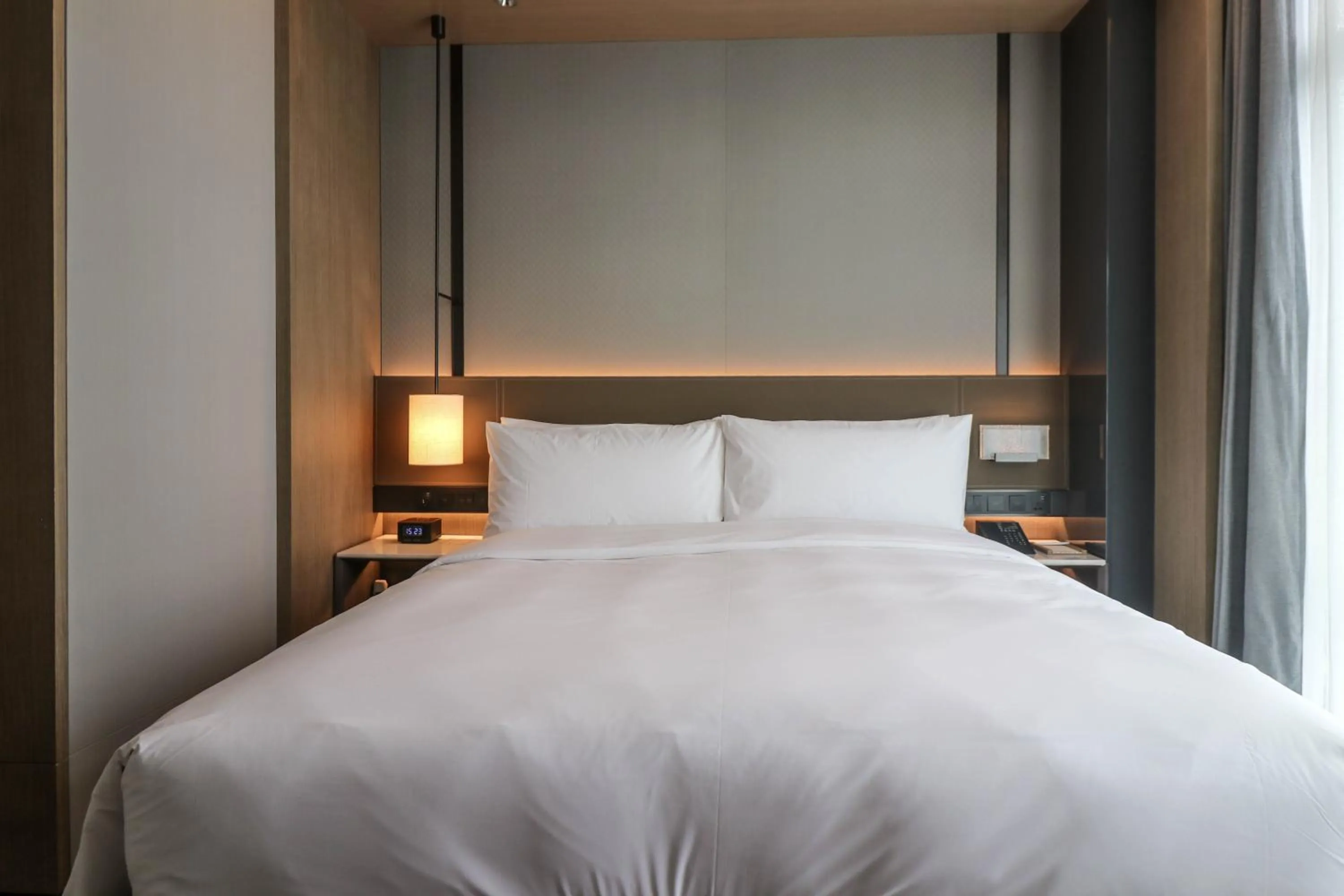 Photo of the whole room, Bed in The Meixi Lake, Changsha Marriott Executive Apartments