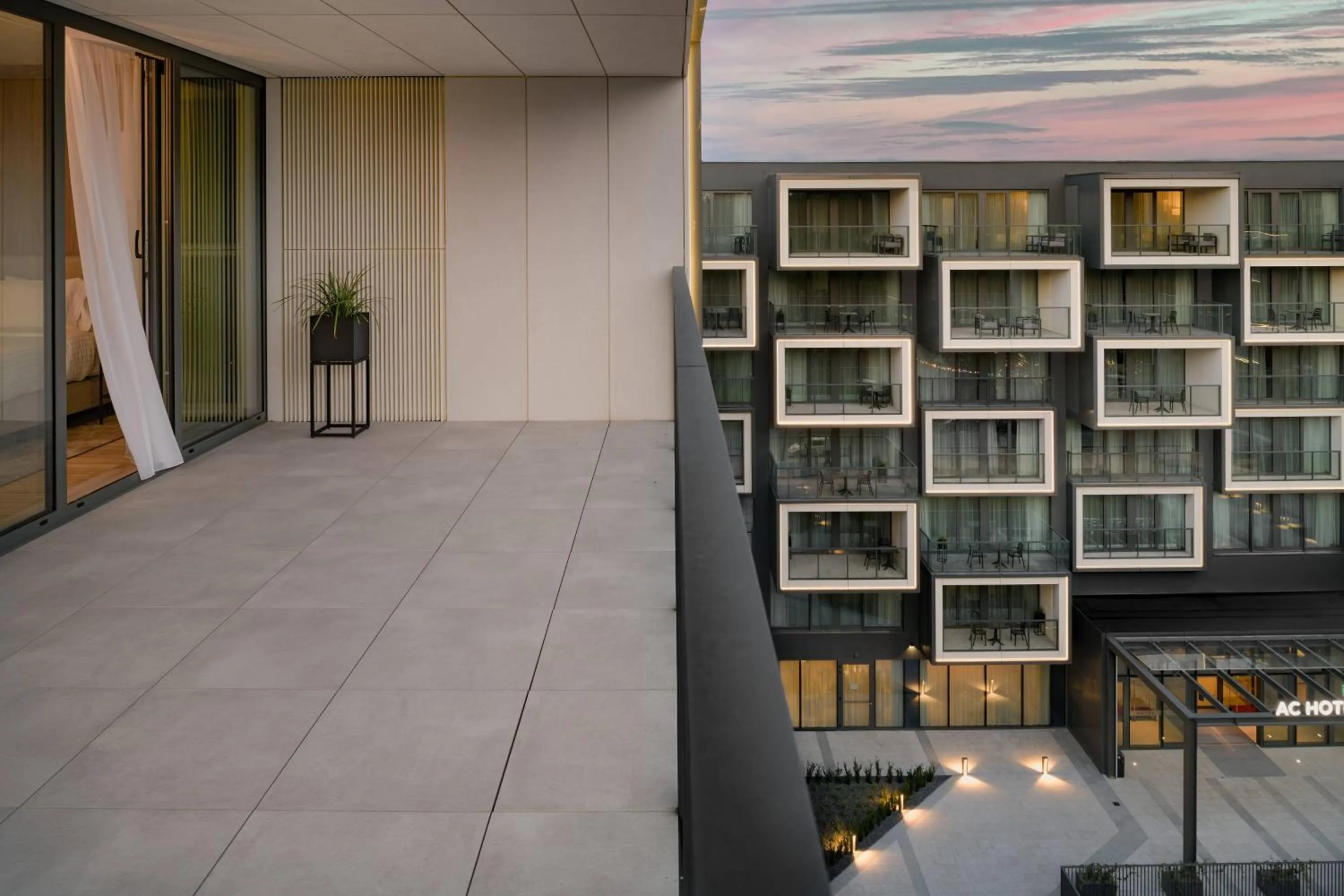 Photo of the whole room in AC Hotel by Marriott Krakow