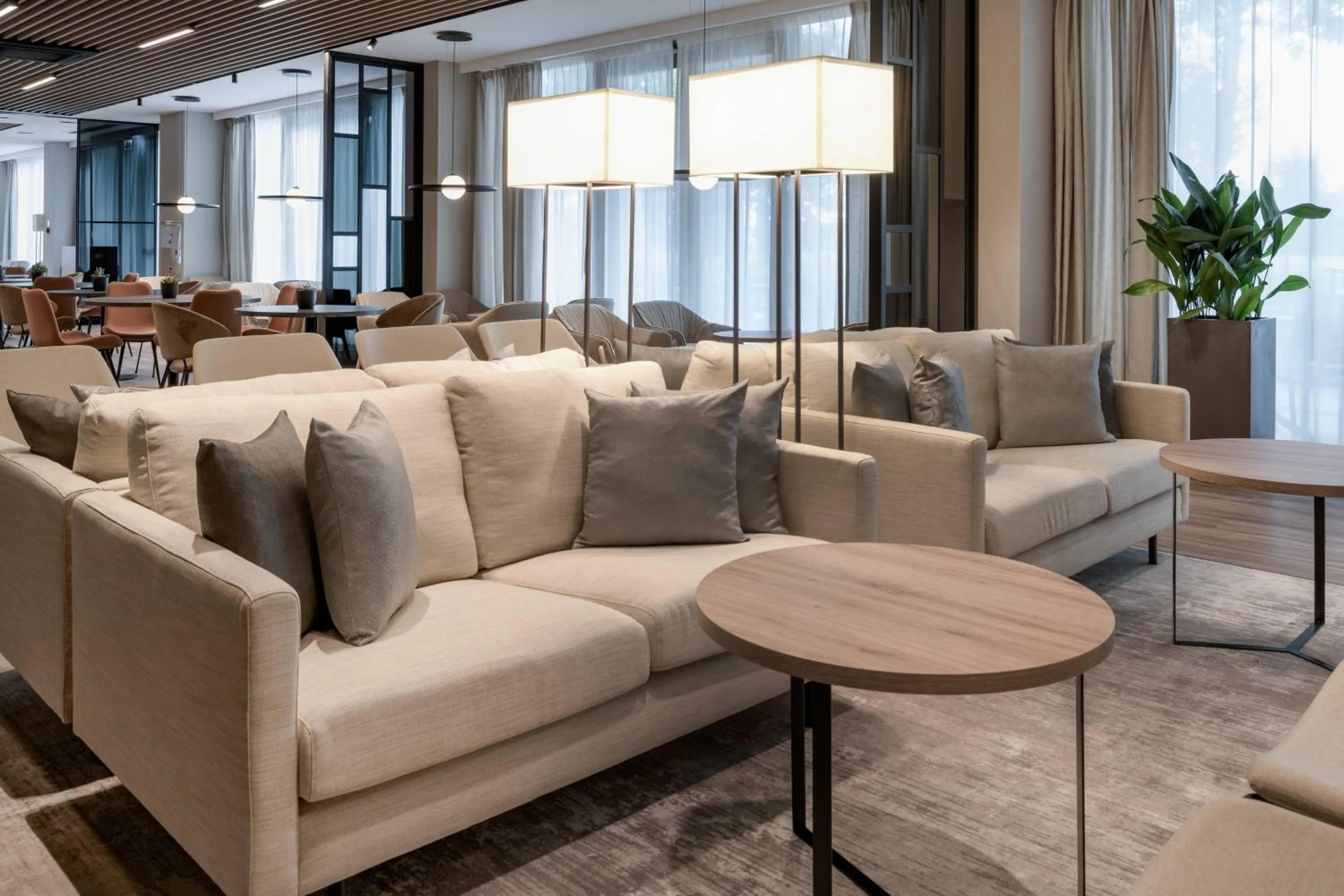 Restaurant/places to eat in AC Hotel by Marriott Krakow