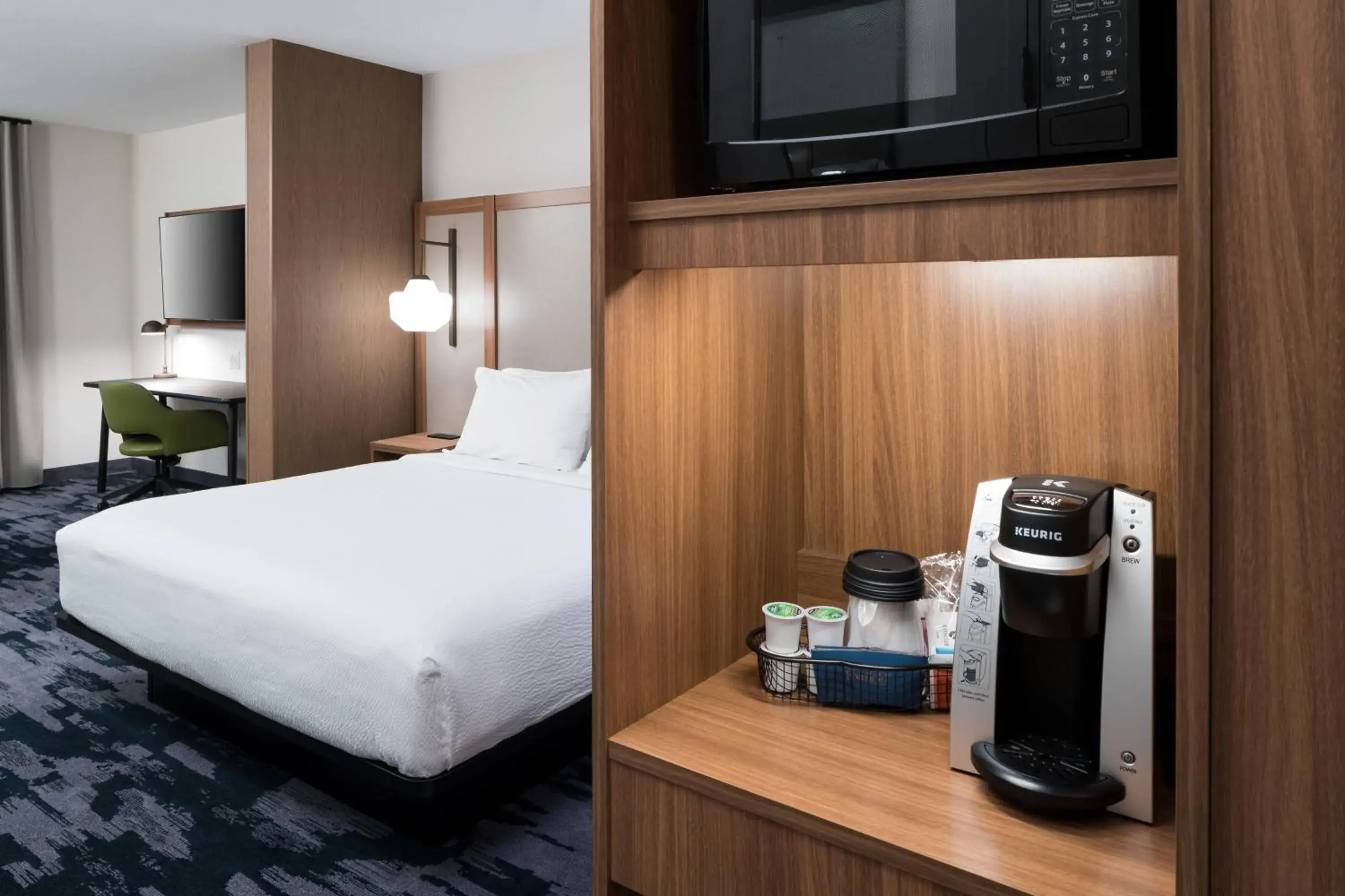 King Suite with Sofa Bed in Fairfield by Marriott Inn & Suites Savannah I-95 North King Suite with Sofa Bed in Fairfield by Marriott Inn & Suites Savannah I-95 North