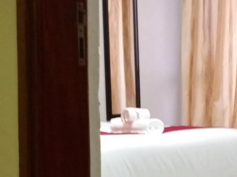 Bed in Frontiers Hotel & Conference Entebbe