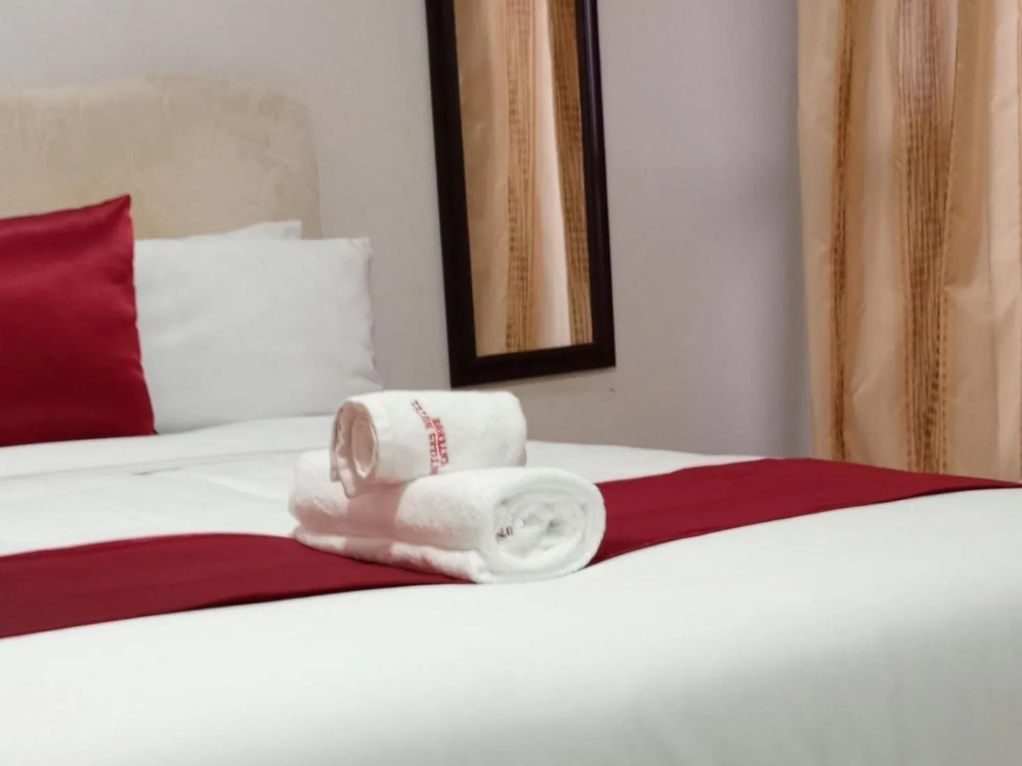 Bed in Frontiers Hotel & Conference Entebbe