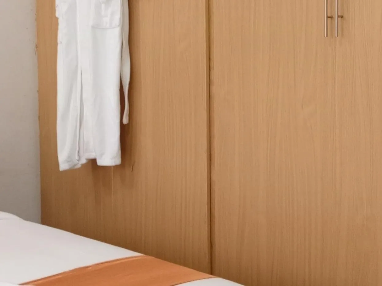 Bed in Frontiers Hotel & Conference Entebbe